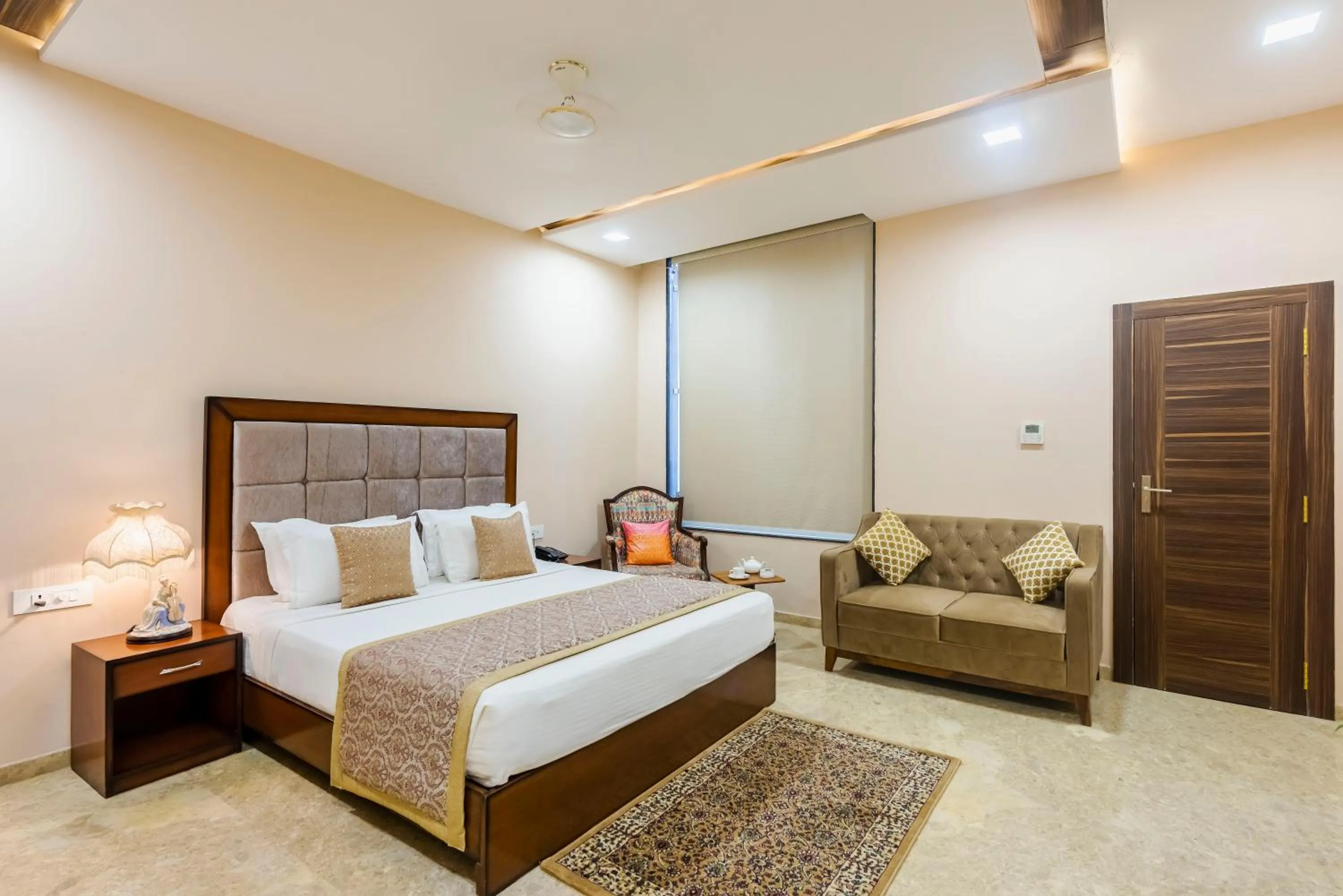 Bedroom, Bed in ama Stays & Trails Talia Costa, Udaipur