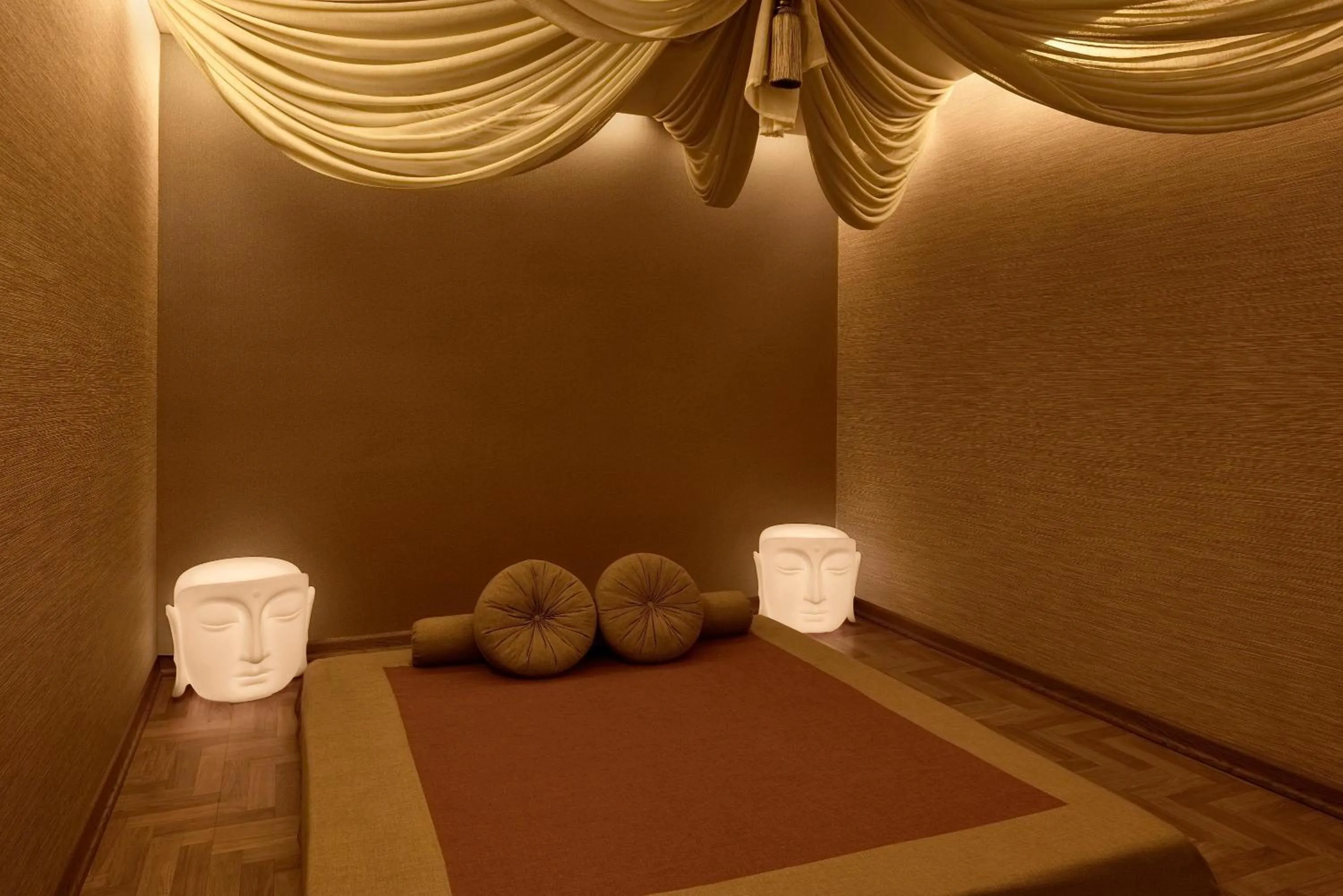 Massage in Concorde Tower Hotel & Casino