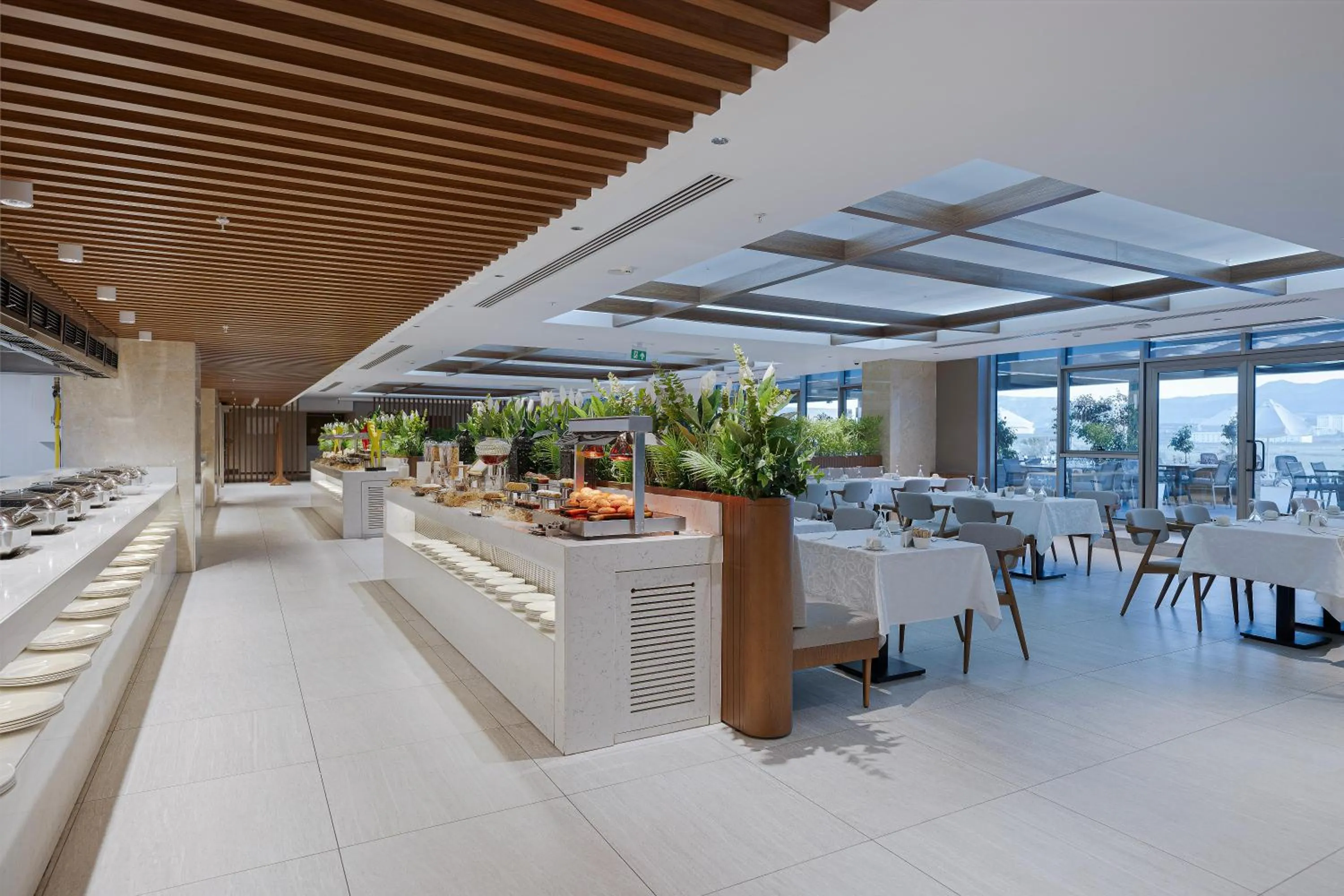 Restaurant/places to eat in Concorde Tower Hotel & Casino