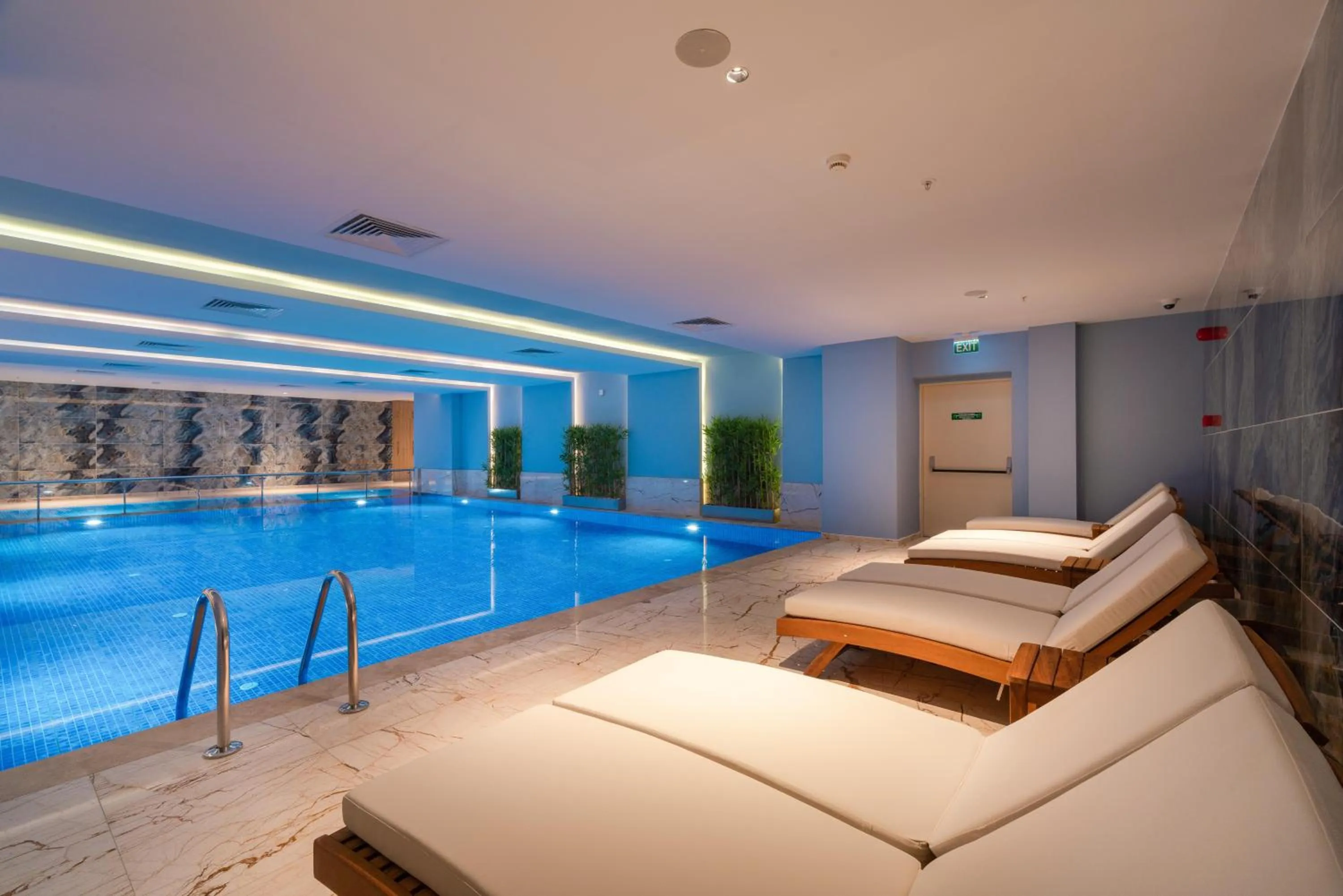 Swimming pool in Concorde Tower Hotel & Casino