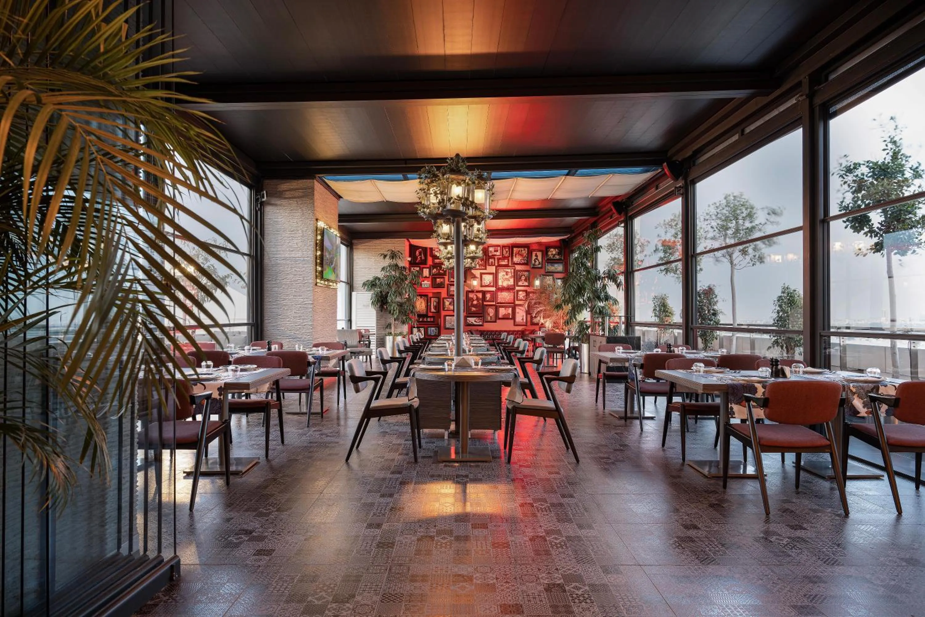 Restaurant/places to eat in Concorde Tower Hotel & Casino