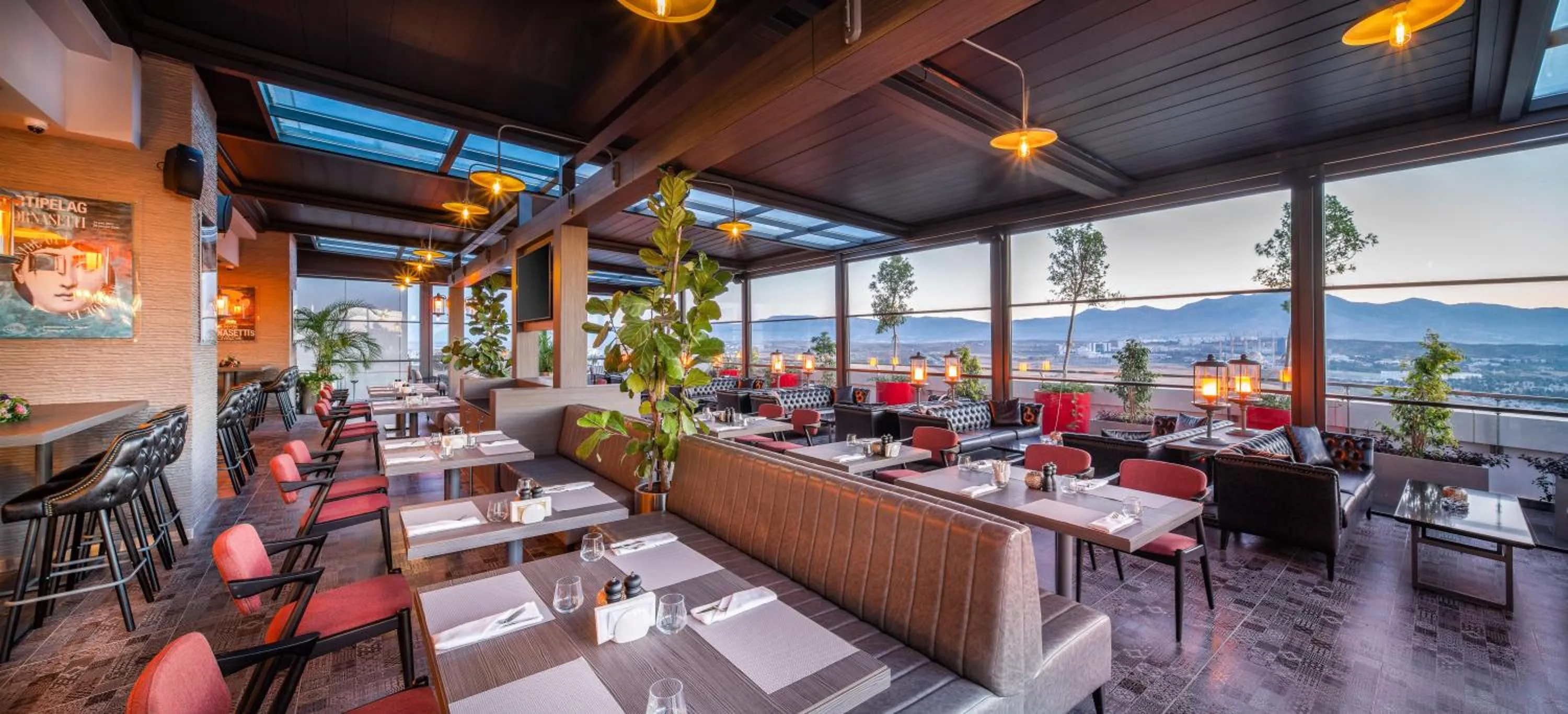 Restaurant/places to eat in Concorde Tower Hotel & Casino