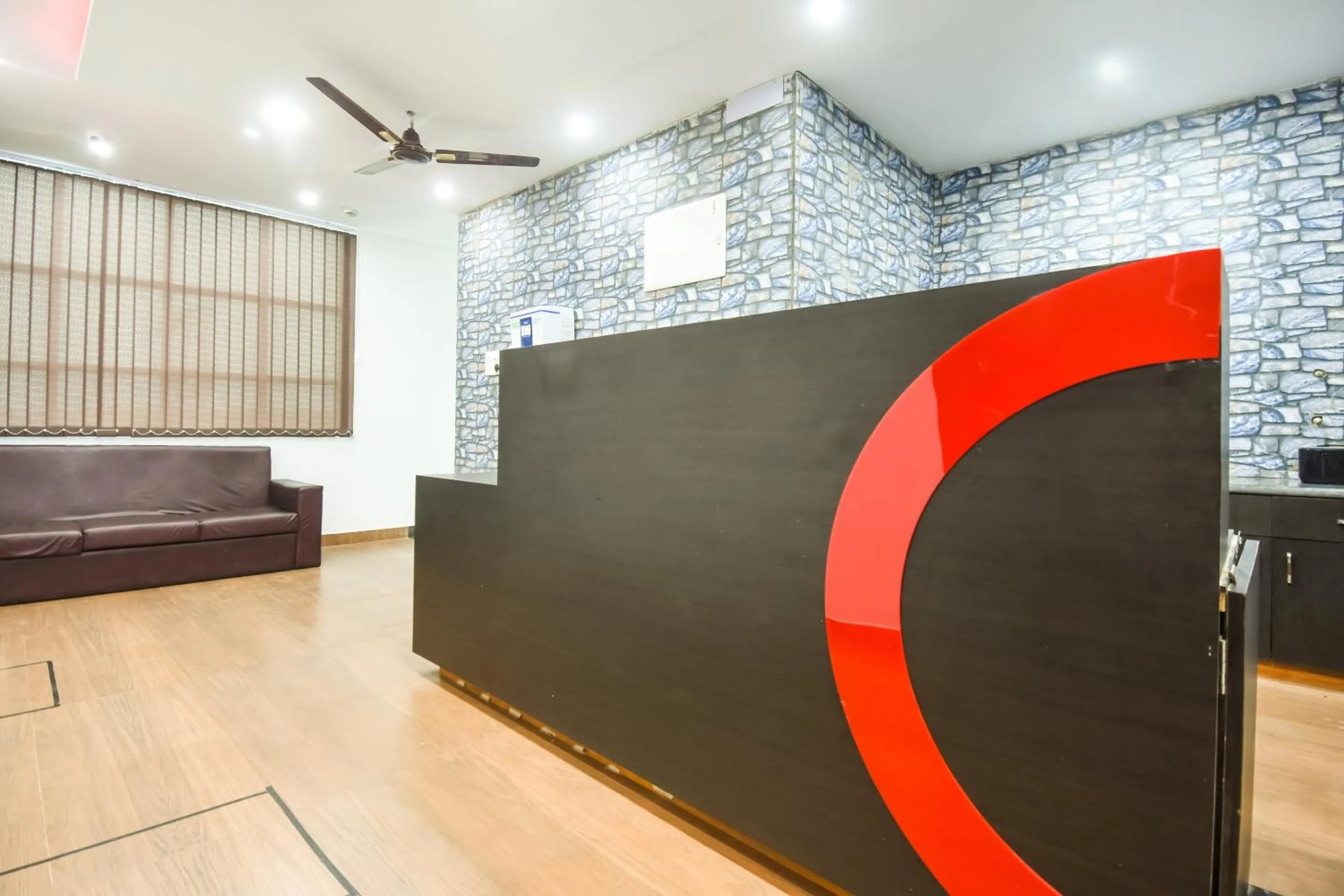 Lobby or reception in Hotel O Red Velvet Premium