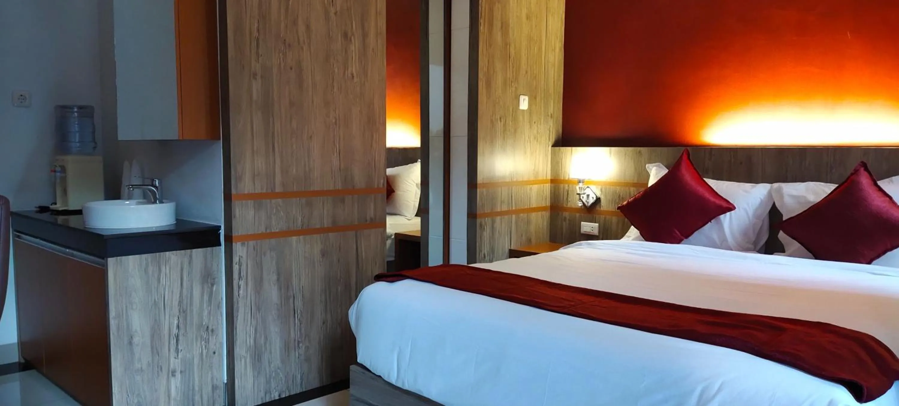 Bedroom, Bed in D&D Guest House & Cafe Syariah