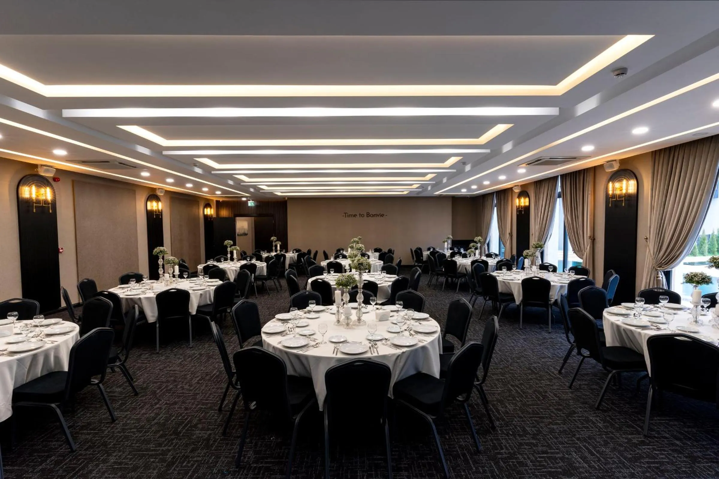 Business facilities in Hotel Bonvie