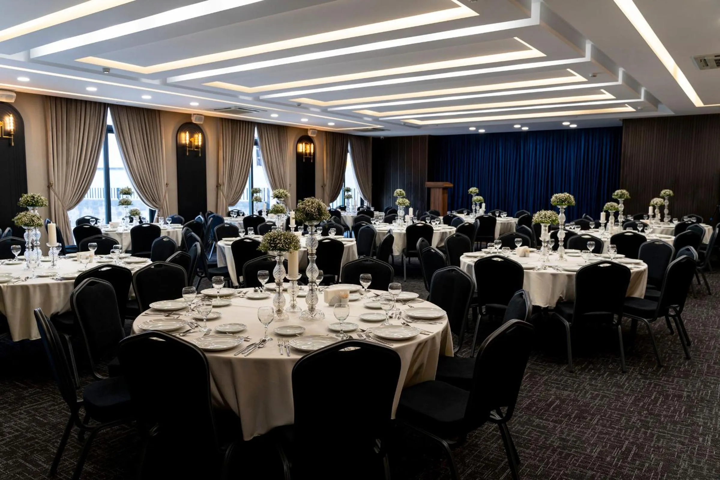 Banquet/Function facilities in Hotel Bonvie