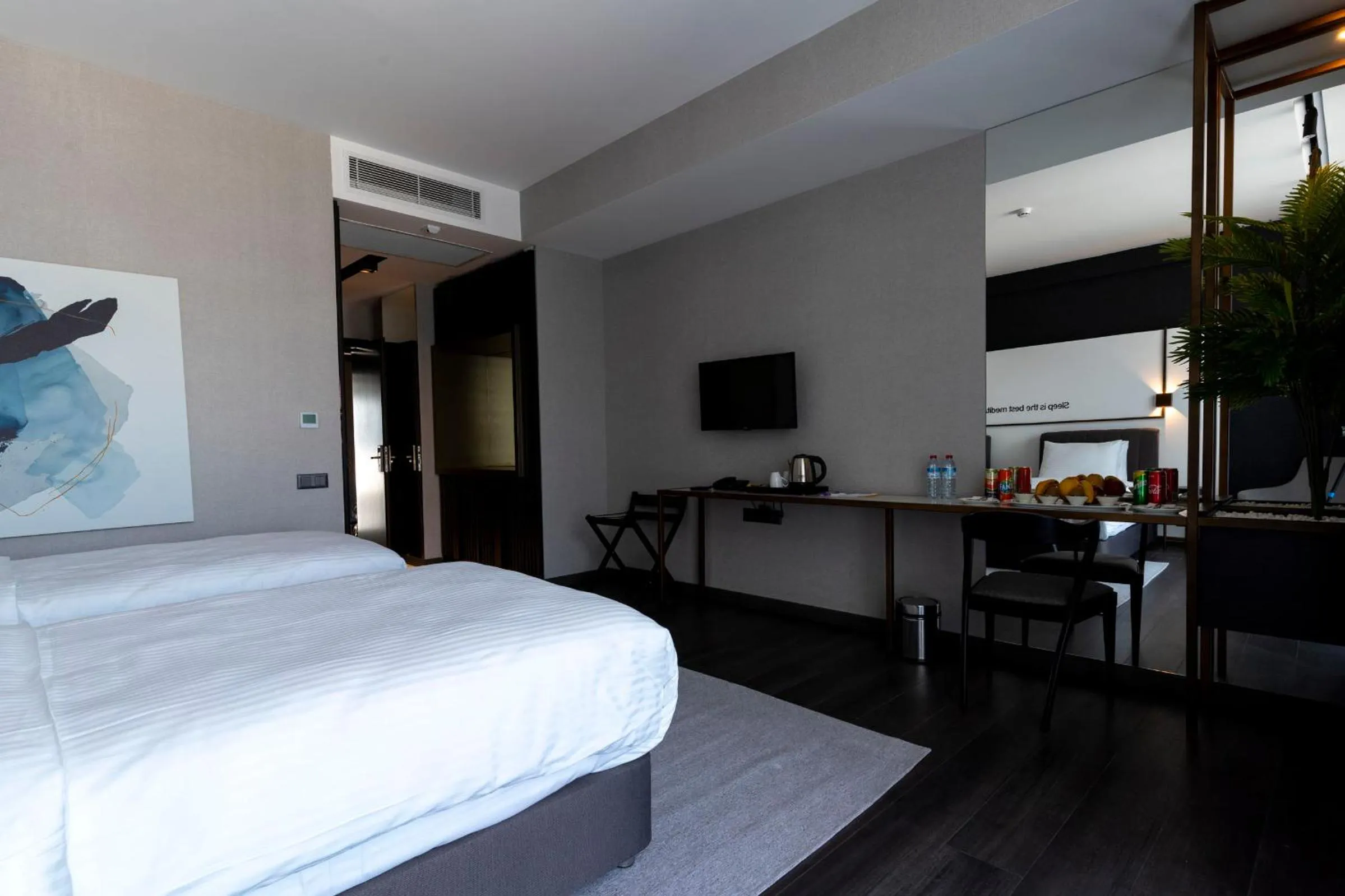 Photo of the whole room, Bed in Hotel Bonvie