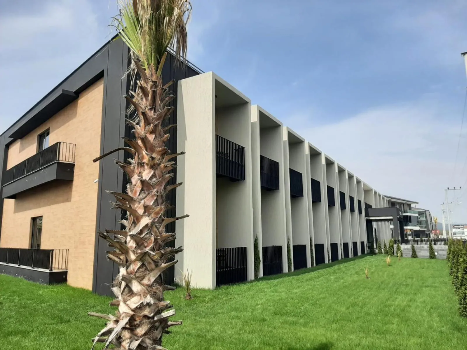 Property building in Hotel Bonvie