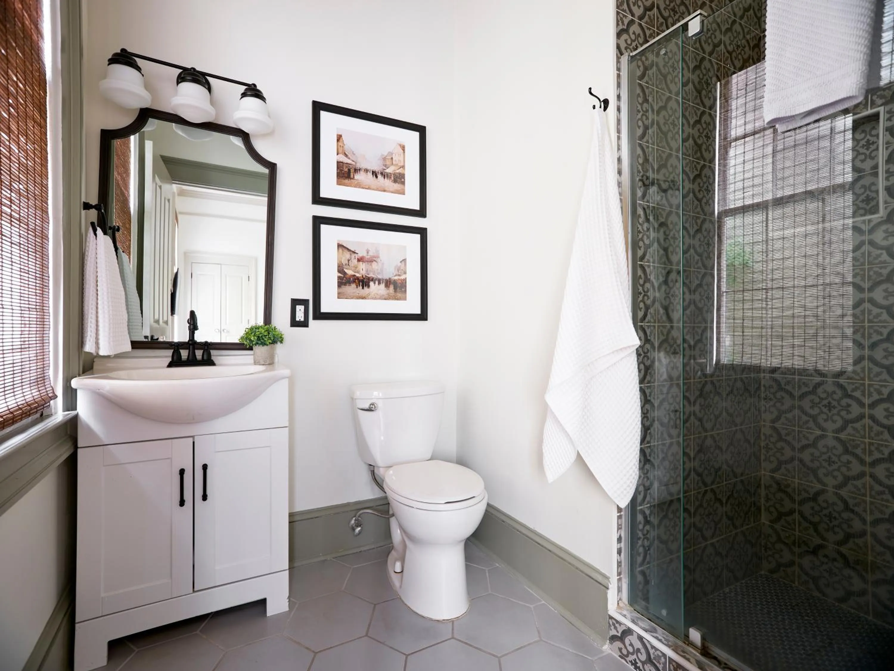 Bathroom in 111 Waldburg street Beautifully Renovated Historic 5 bedroom 5 bath