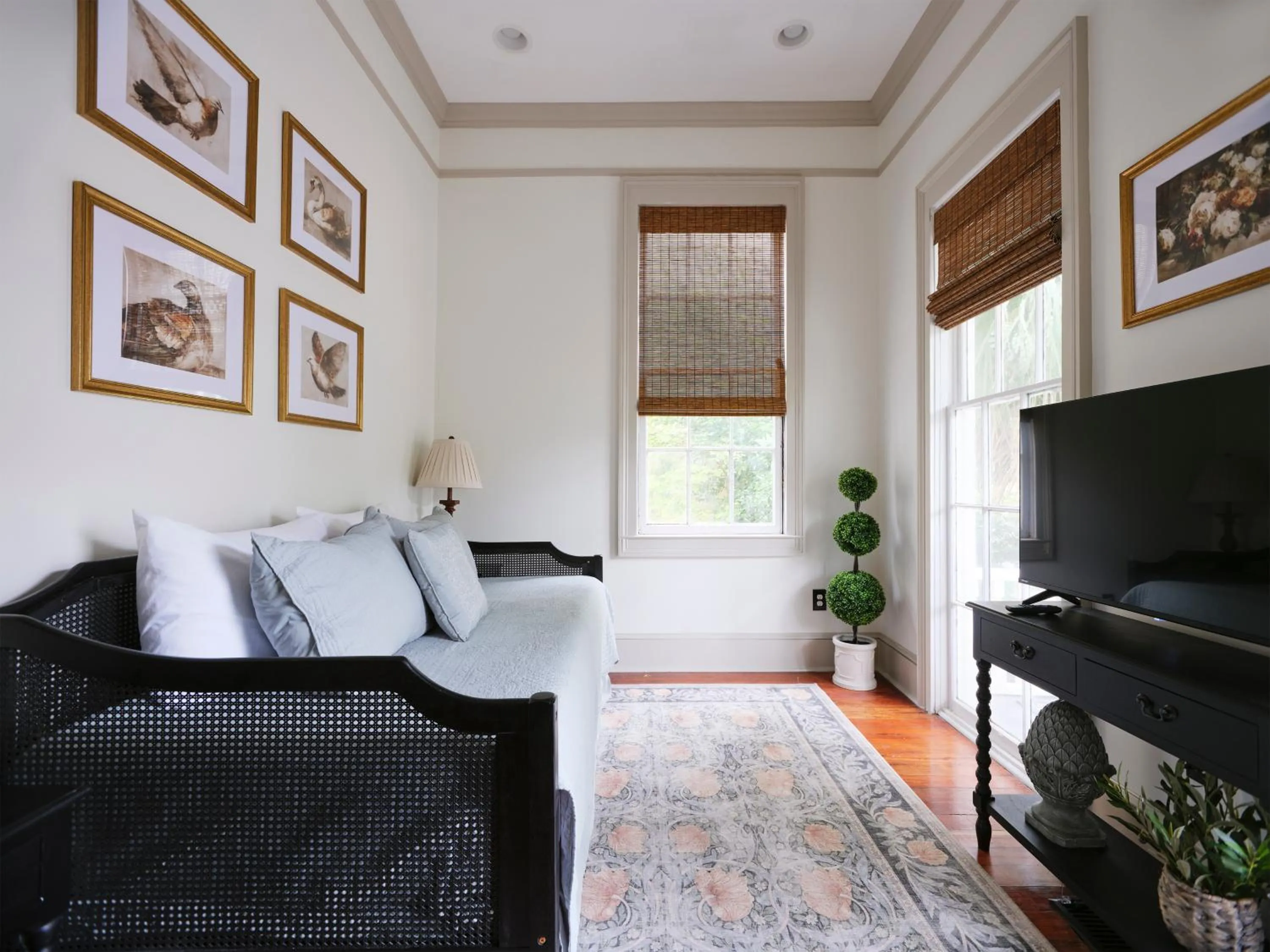 Bedroom in 111 Waldburg street Beautifully Renovated Historic 5 bedroom 5 bath