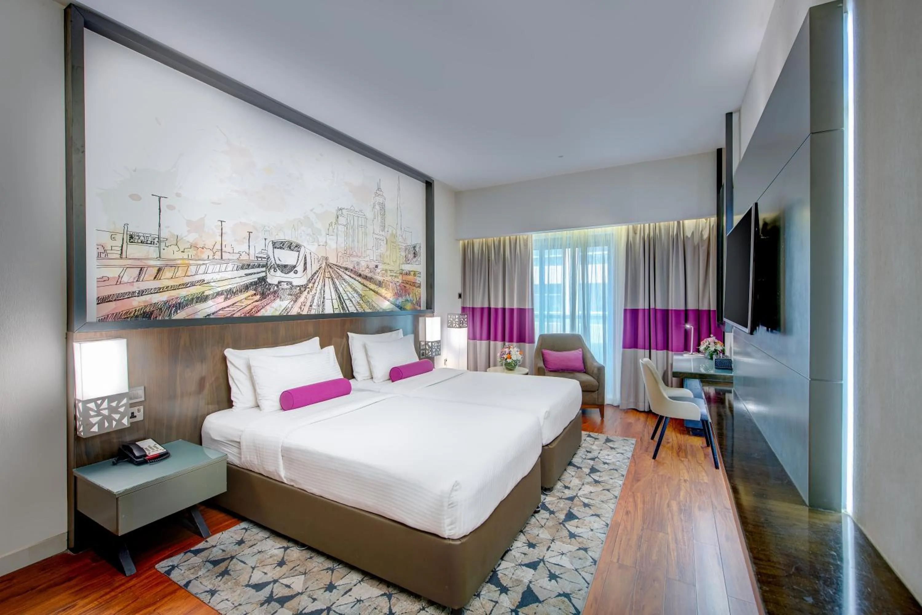 Bed in Howard Johnson Plaza by Wyndham Dubai Deira