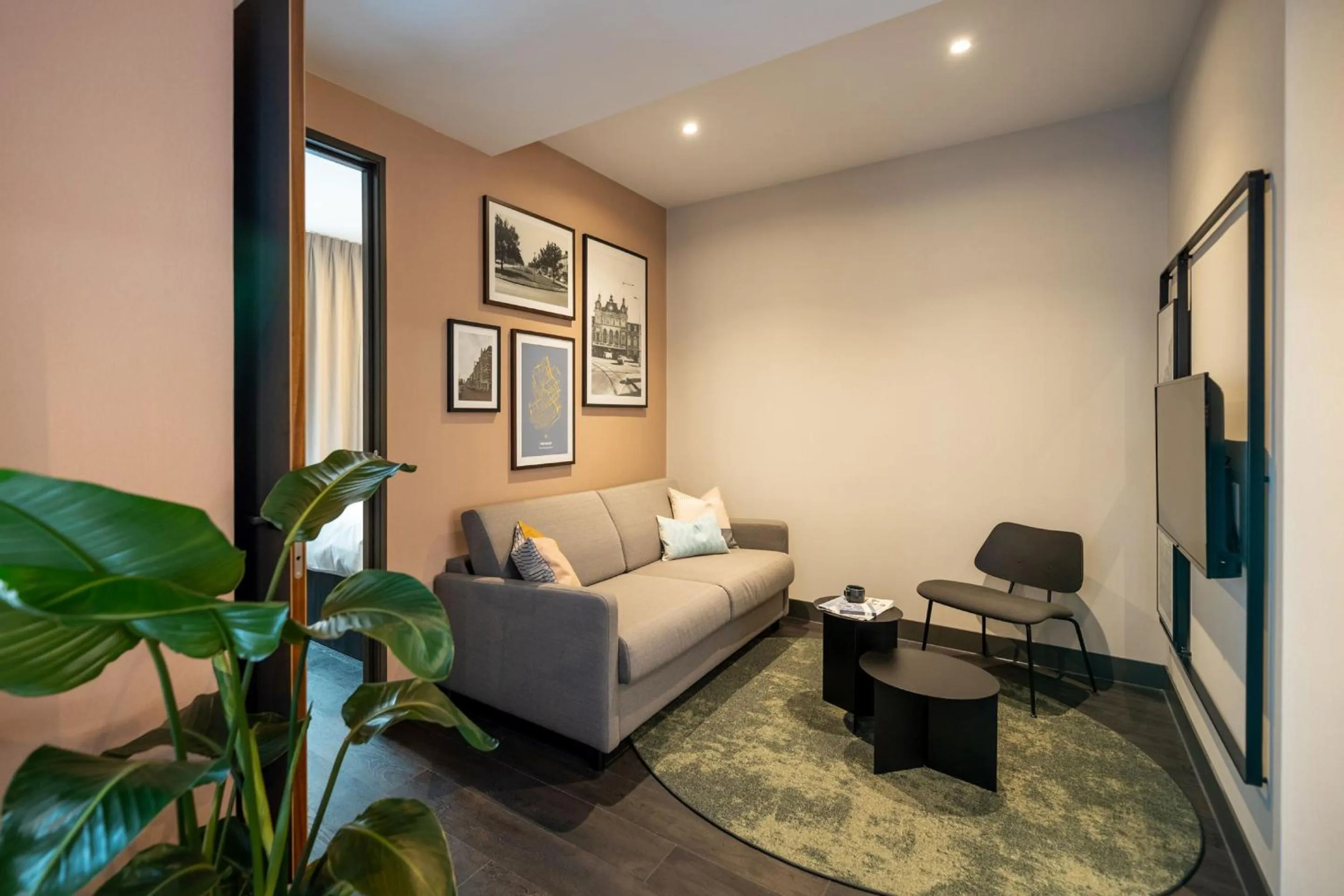 Living room in YAYS The Hague Willemspark by Numa