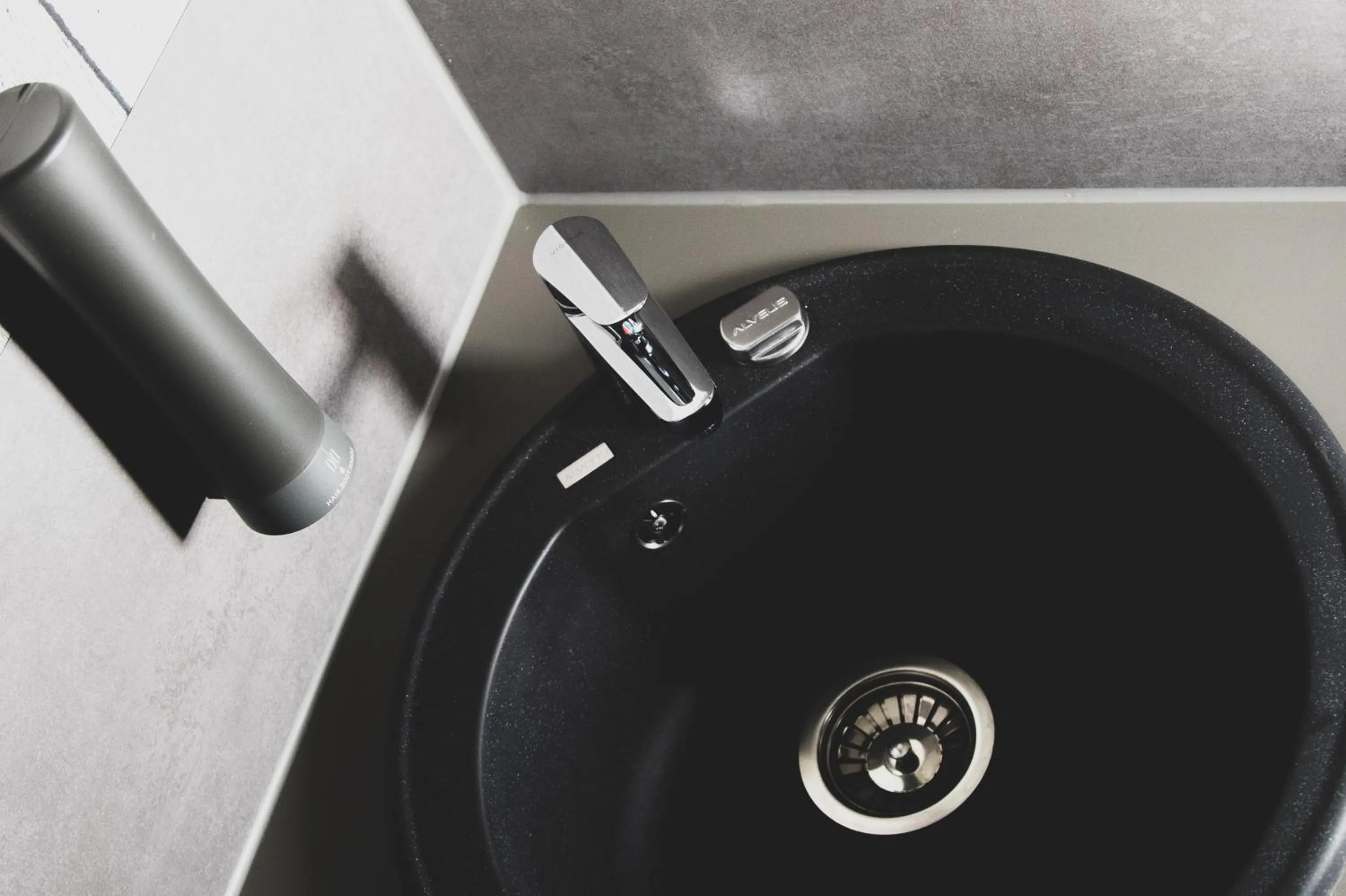 Bathroom in Das Schlafwerk Stuttgart-Nord -SELF-CHECK IN - keine Rezeption-LowBudget-cashless