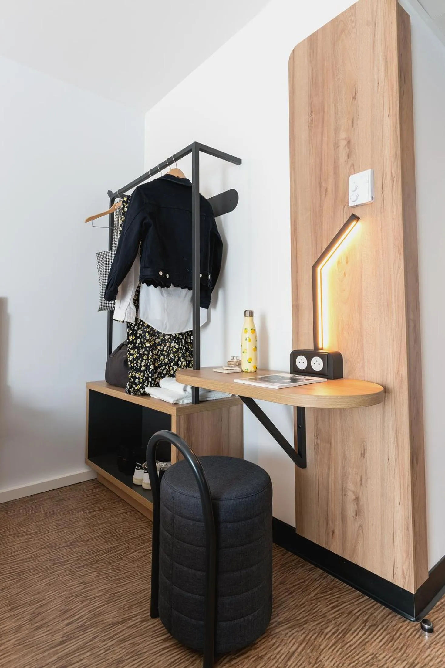 Bedroom in B&B HOTEL Poitiers Aéroport