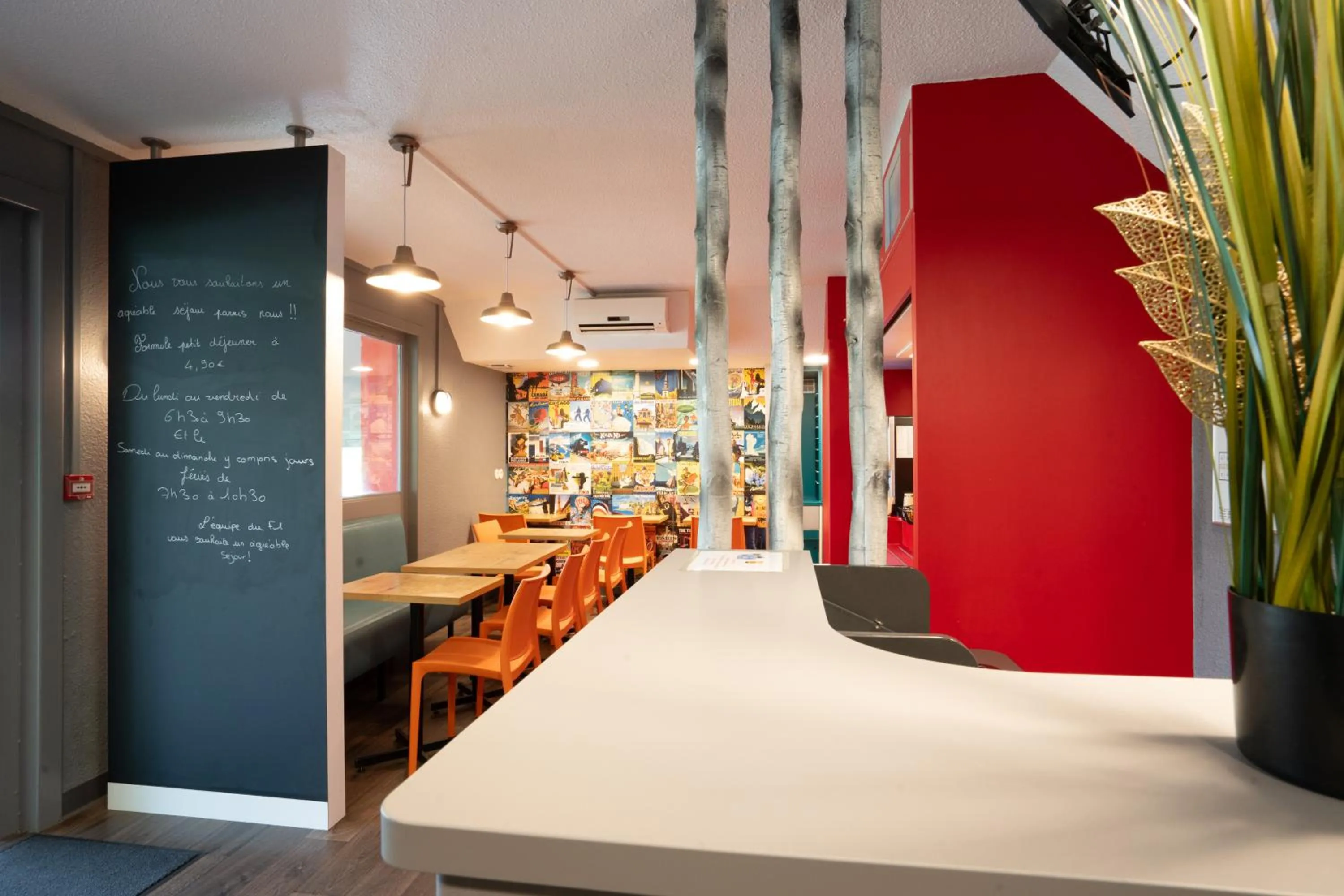 Lobby or reception in hotelF1 Brive Ussac