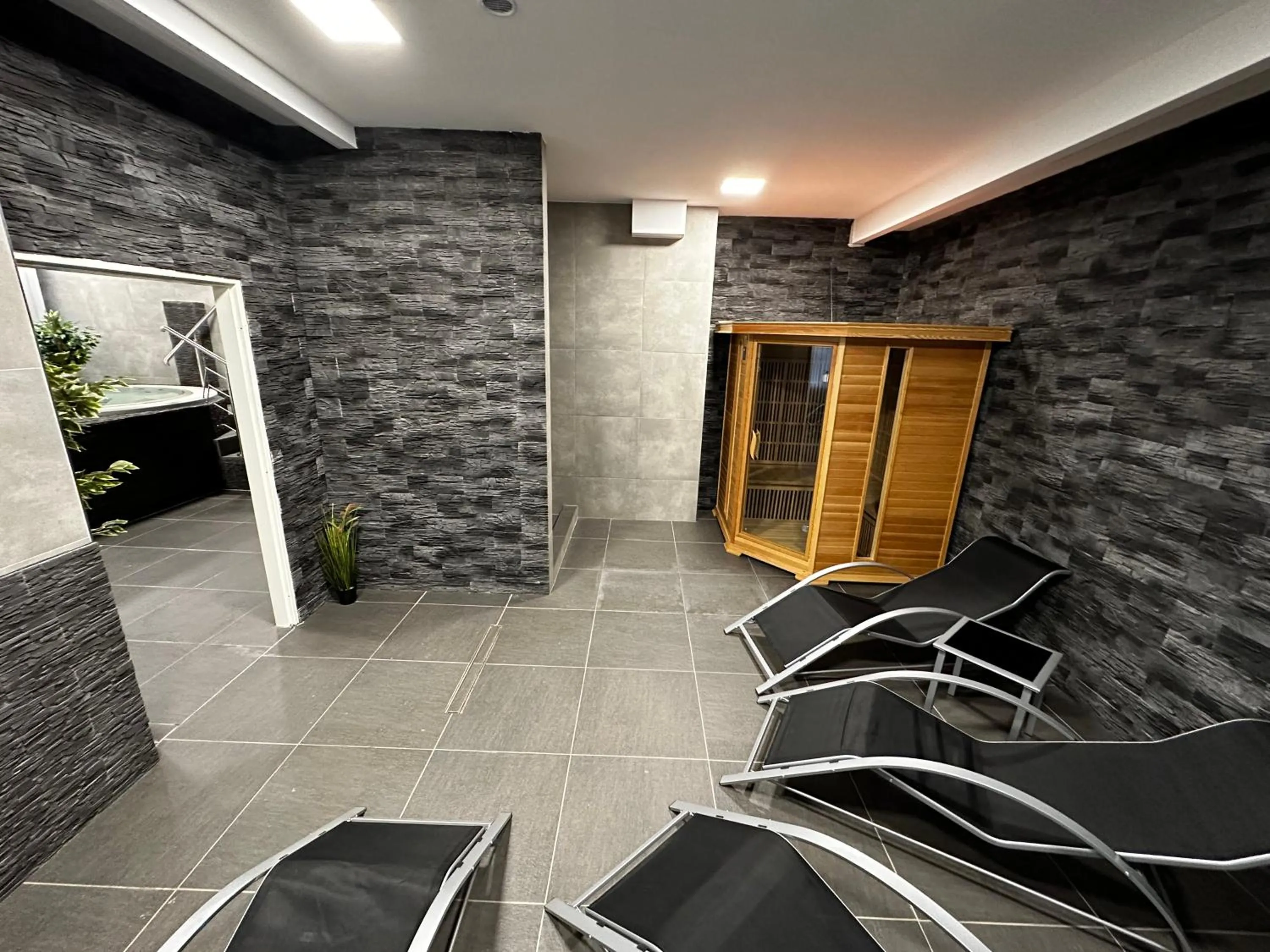 Horský hotel Jelenovská s bazénem v ceně