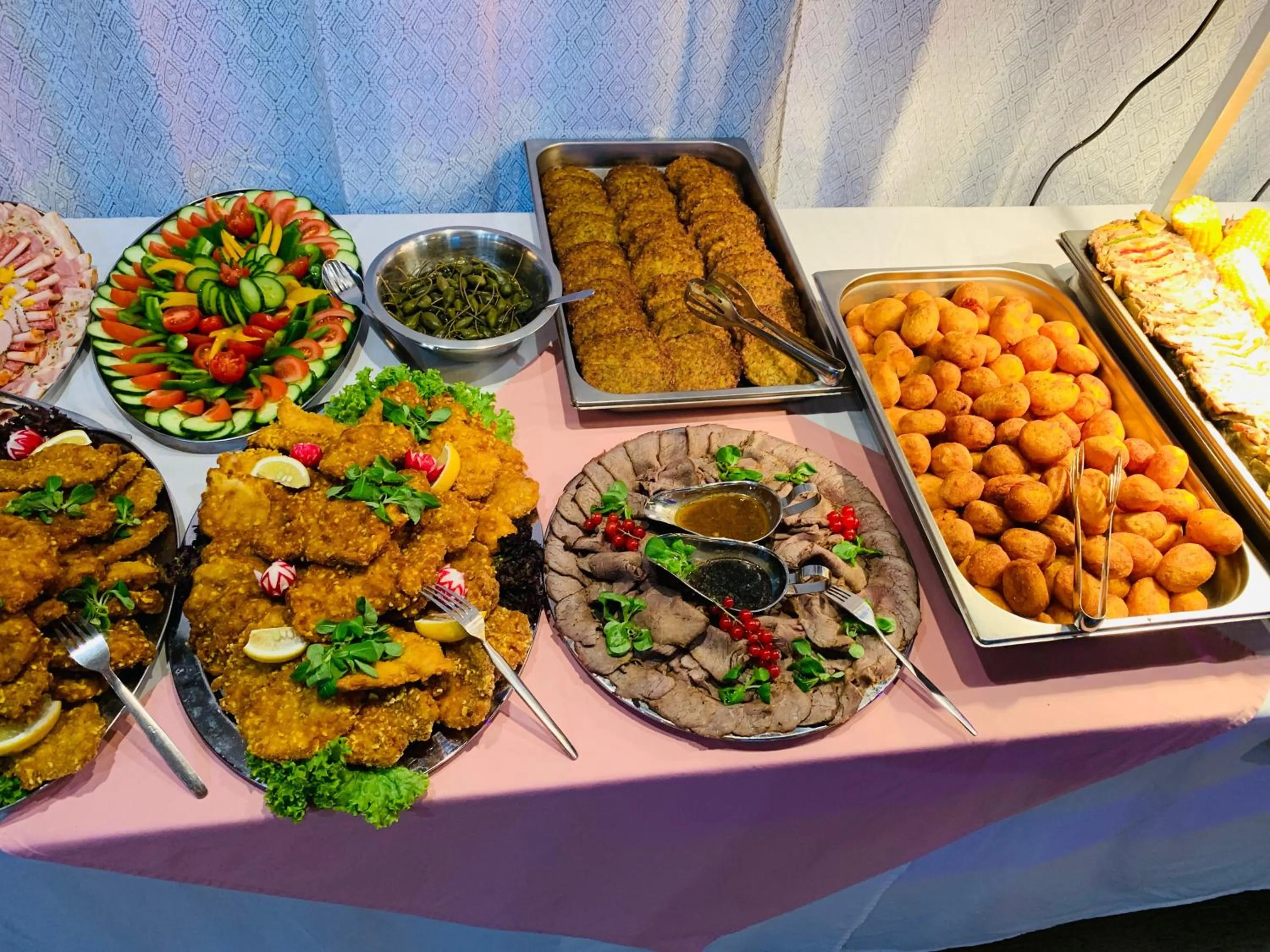 Food in Horský hotel Jelenovská s bazénem v ceně