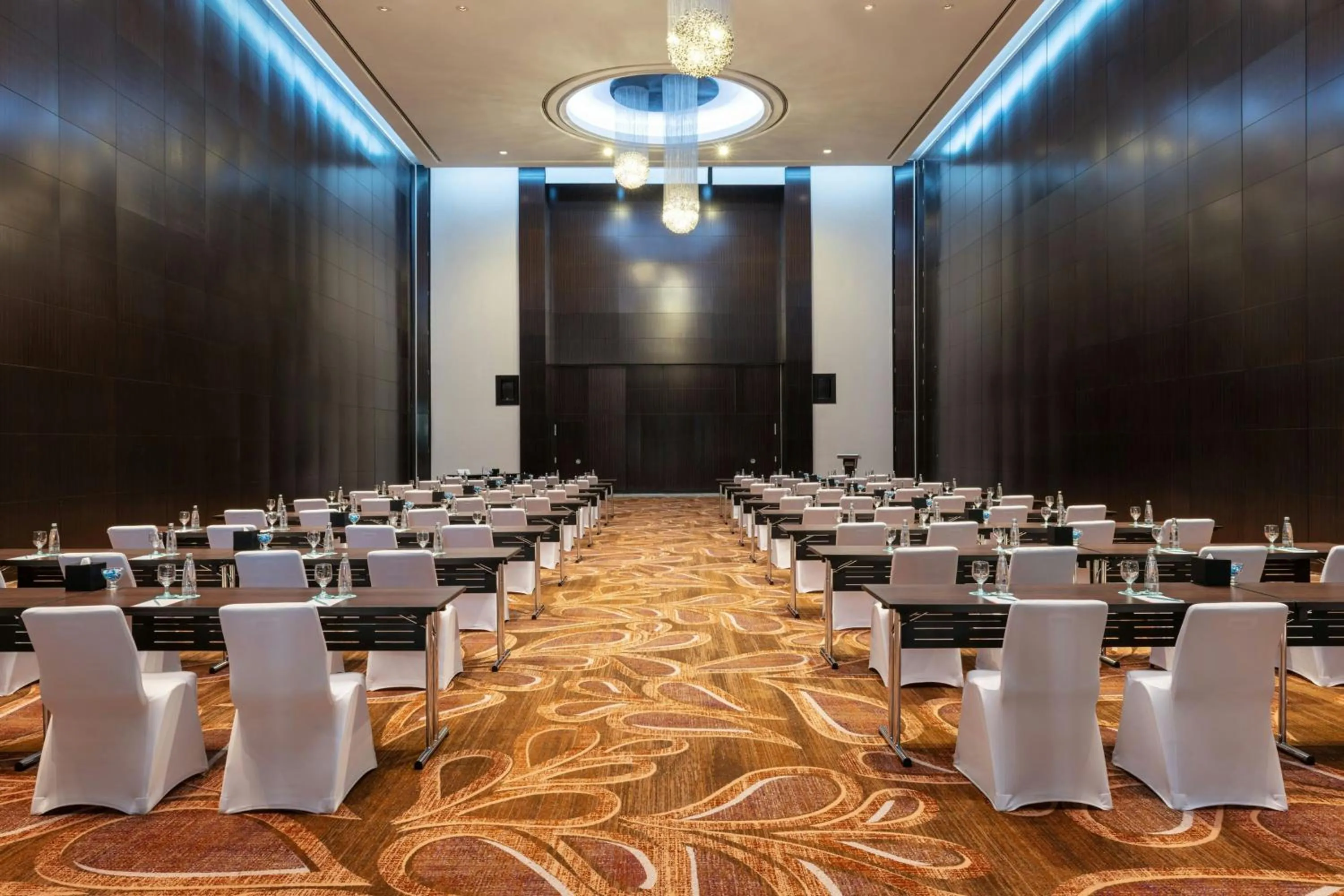 Meeting/conference room in Le Méridien Dubai Hotel & Conference Centre