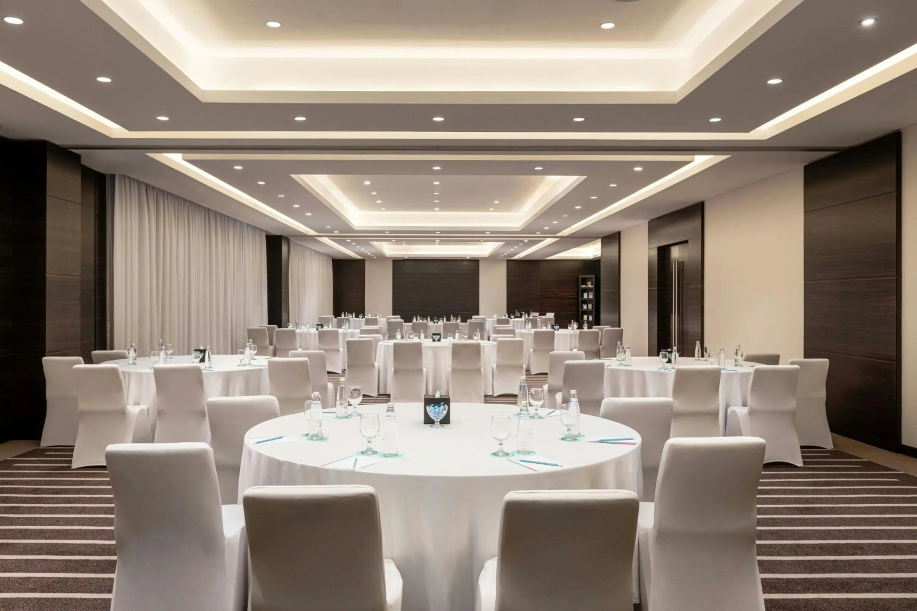 Meeting/conference room in Le Méridien Dubai Hotel & Conference Centre