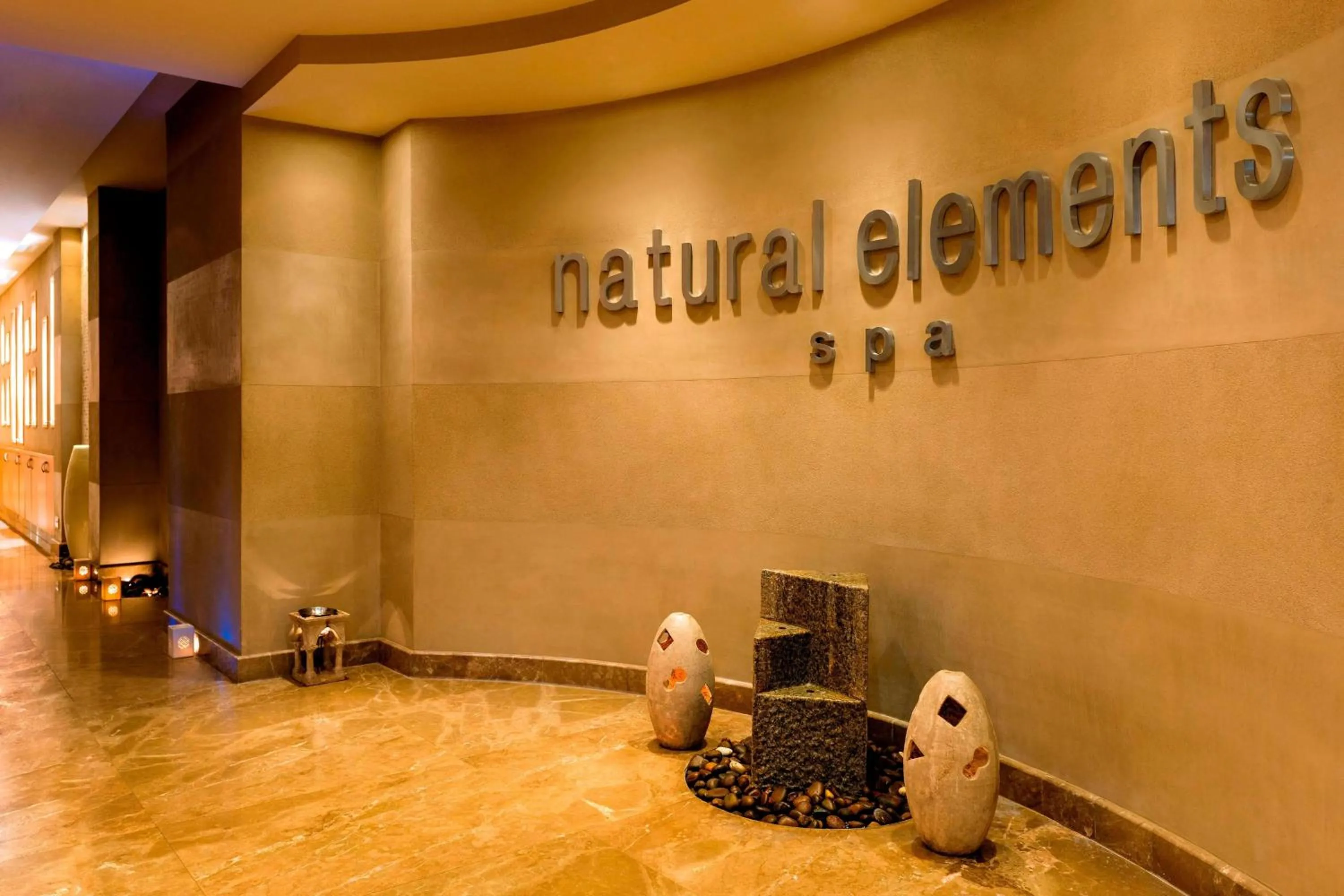 Spa and wellness centre/facilities in Le Méridien Dubai Hotel & Conference Centre