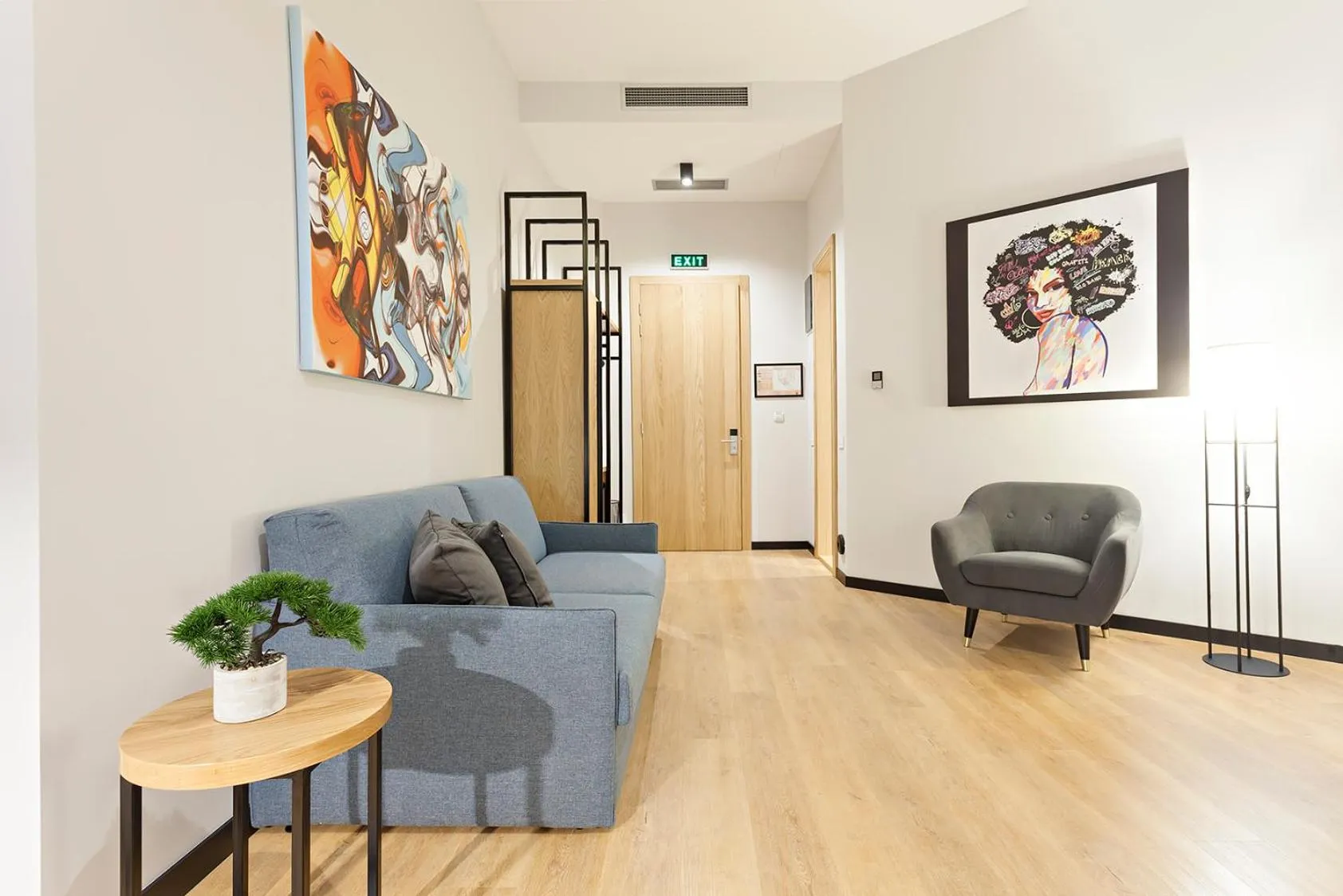 Seating area in Kombinat Rooms City Center