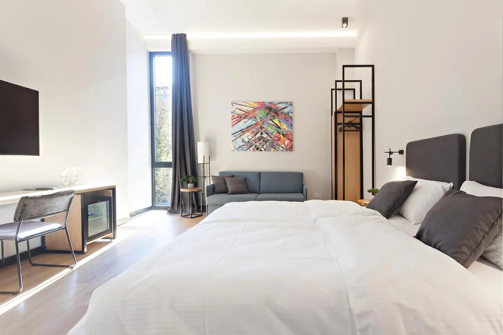 Photo of the whole room, Bed in Kombinat Rooms City Center