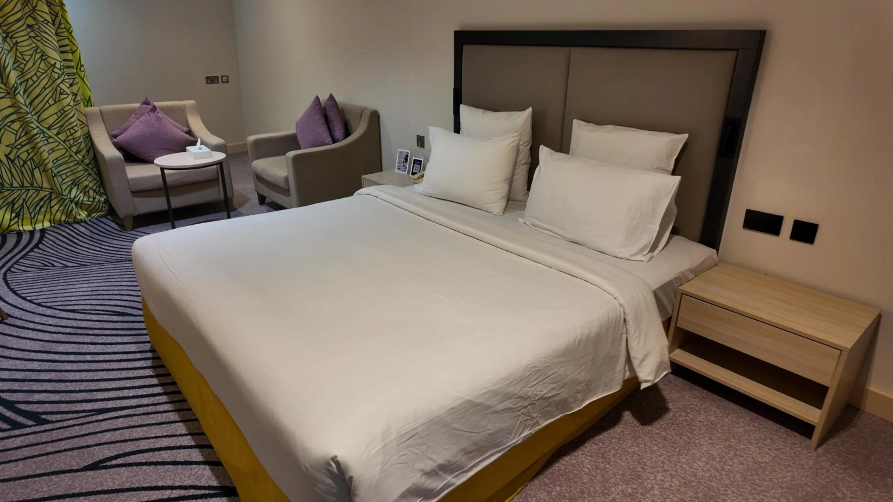 Bed in Oryx Grand Hotel Jebel Hafeet