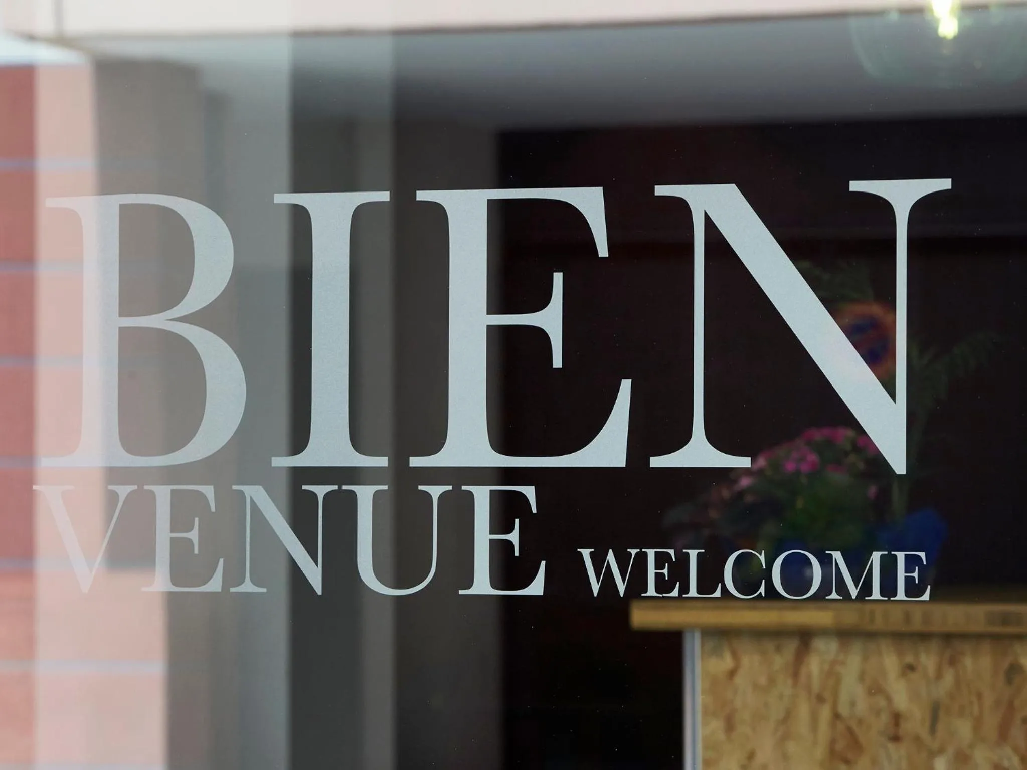 Decorative detail in Kyriad Marseille Blancarde - Timone