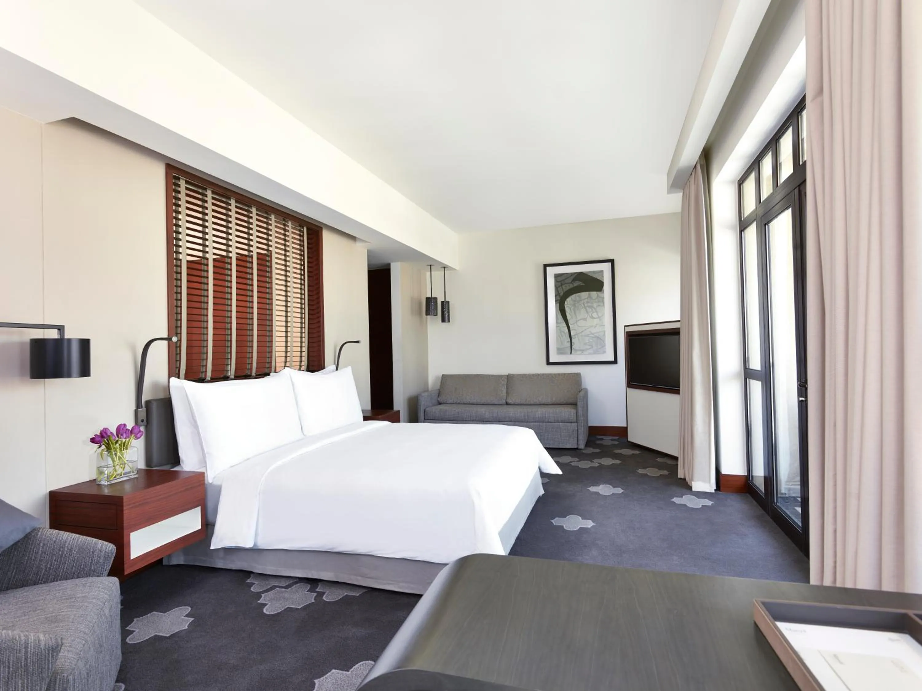 Photo of the whole room, Bed in The Heritage Hotel, Autograph Collection, Downtown Dubai