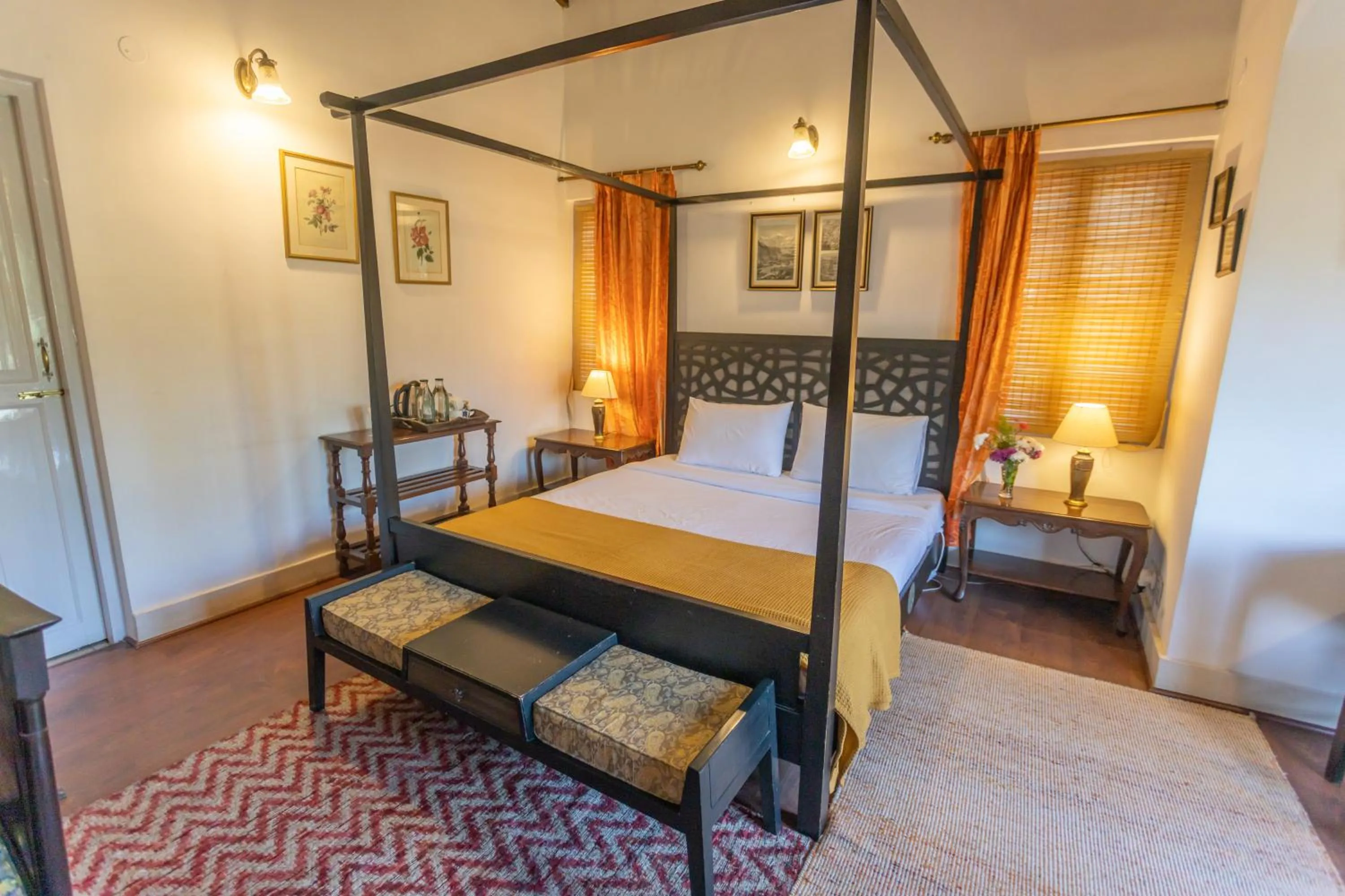 Bedroom, Bed in Seclude Ramgarh Taradale