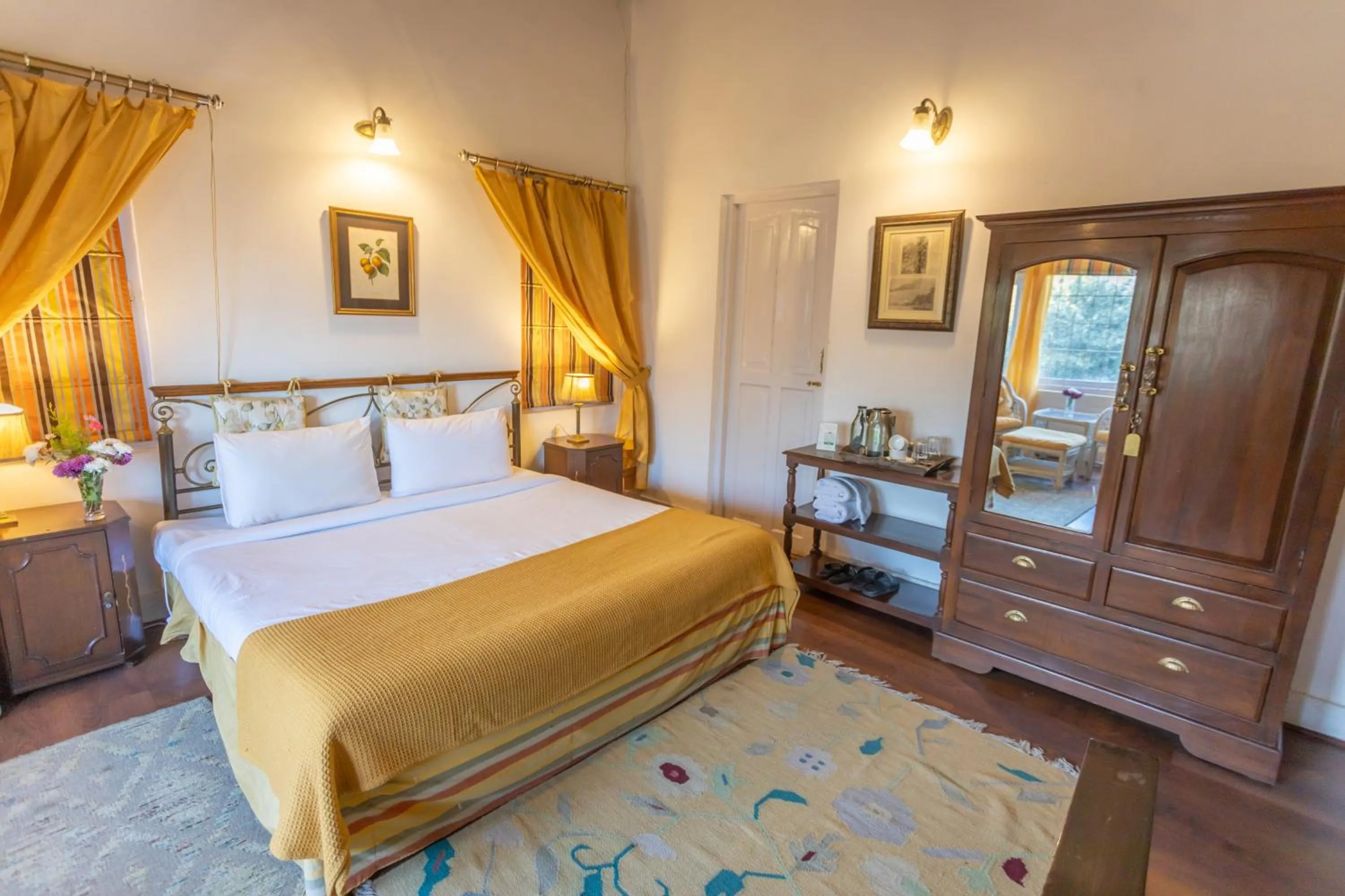 Bedroom, Bed in Seclude Ramgarh Taradale