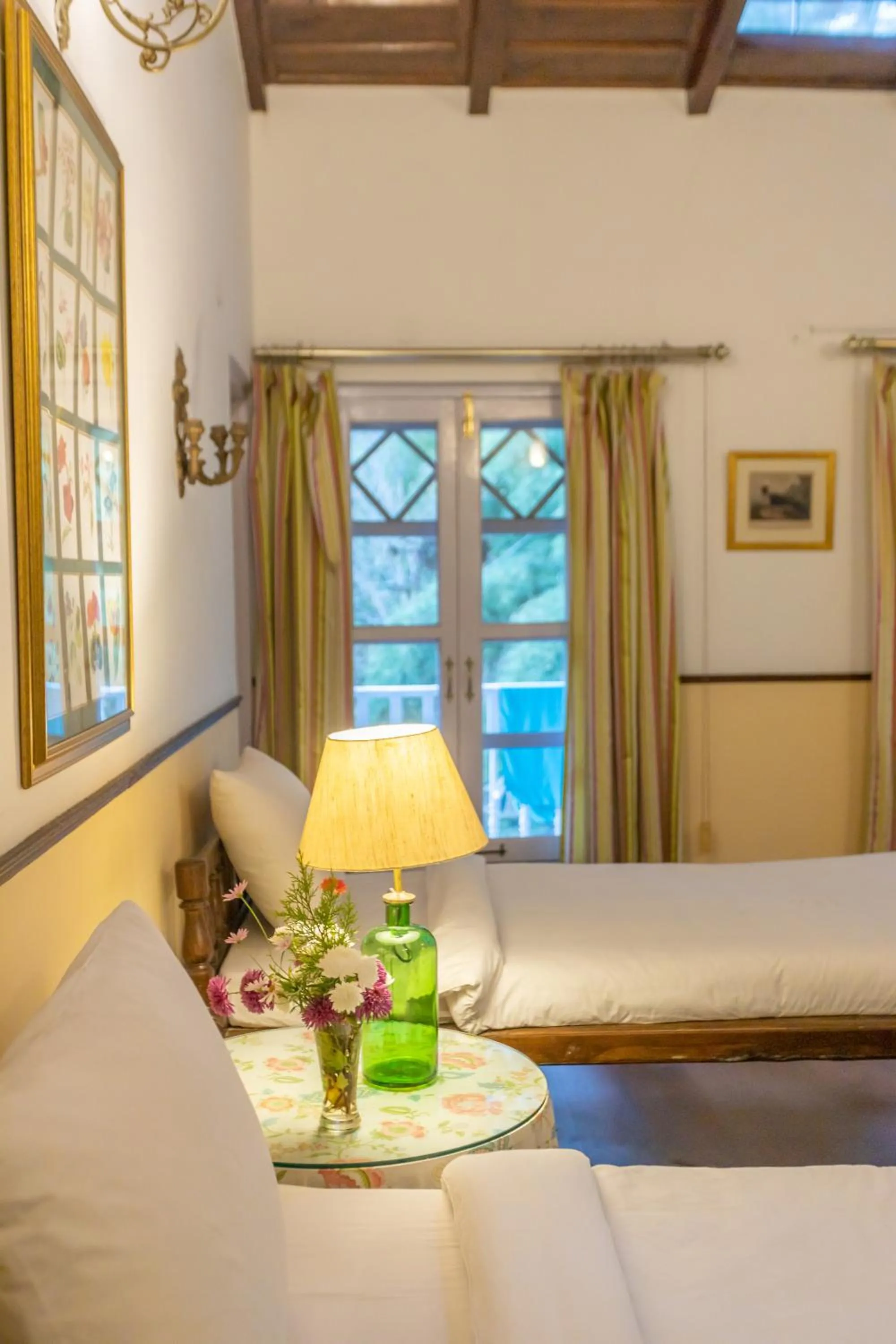 Bed in Seclude Ramgarh Taradale