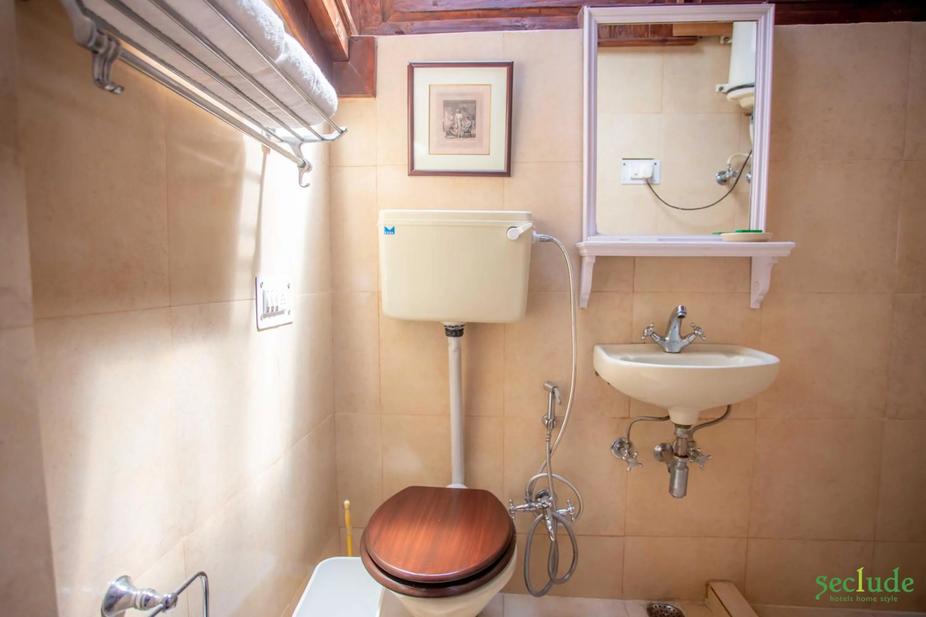 Bathroom in Seclude Ramgarh Taradale