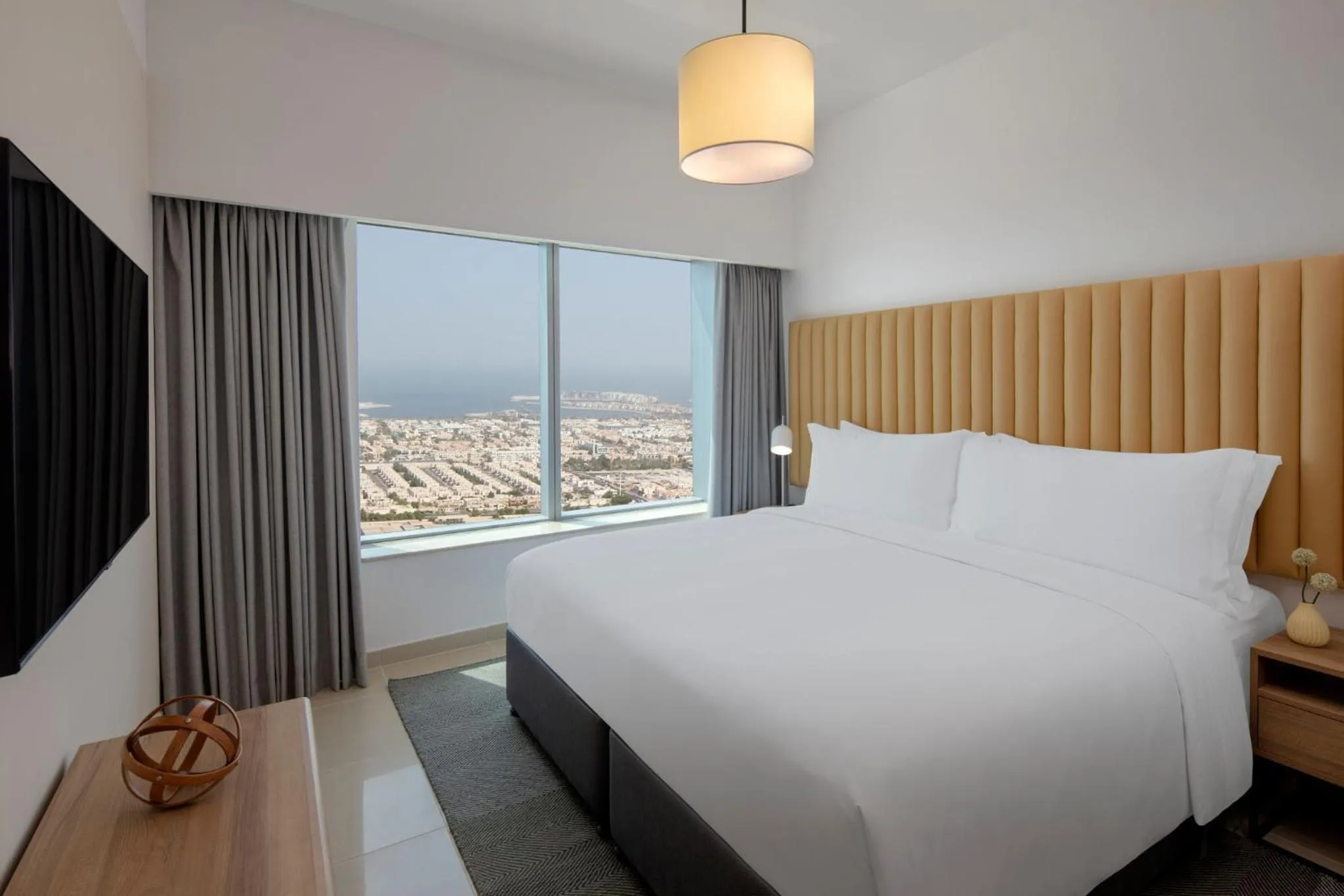 Photo of the whole room, Bed in Staybridge Suites Dubai Financial Centre by IHG
