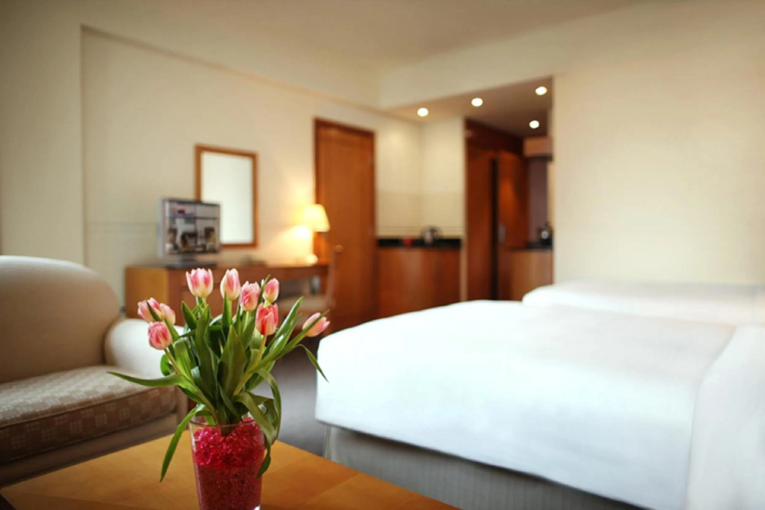 Photo of the whole room, Bed in J5 Hotels – Port Saeed