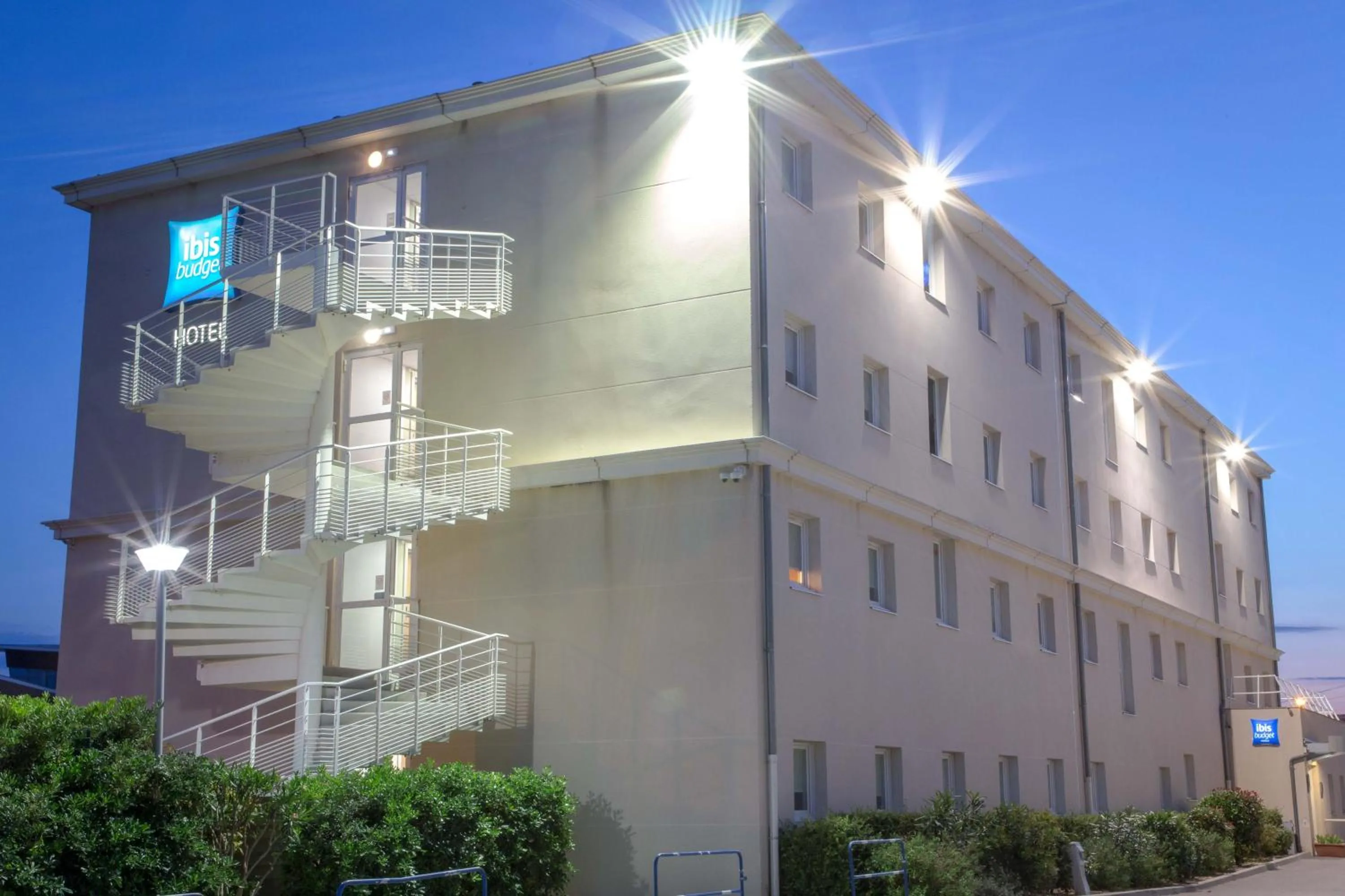 Facade/entrance in ibis budget Marseille L'Estaque