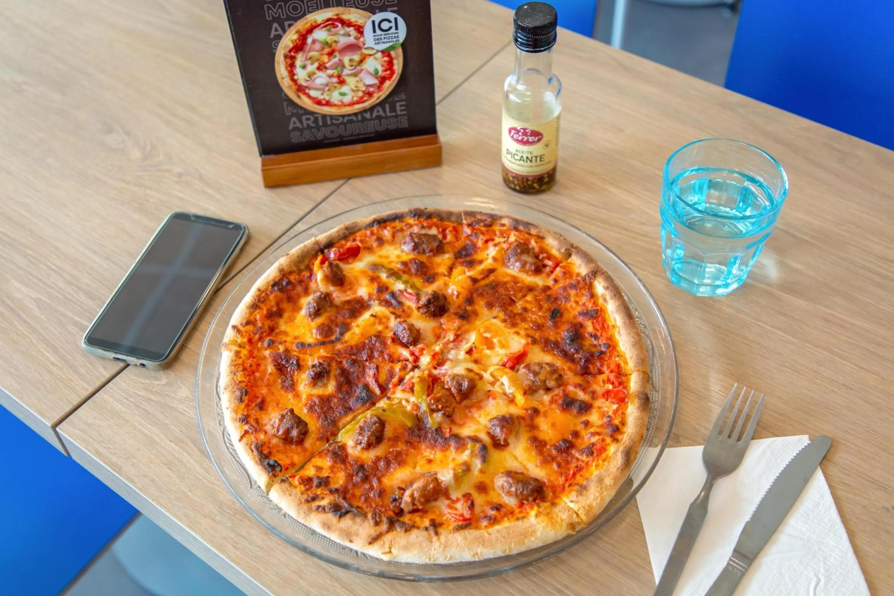 Restaurant/places to eat in ibis budget Marseille L'Estaque