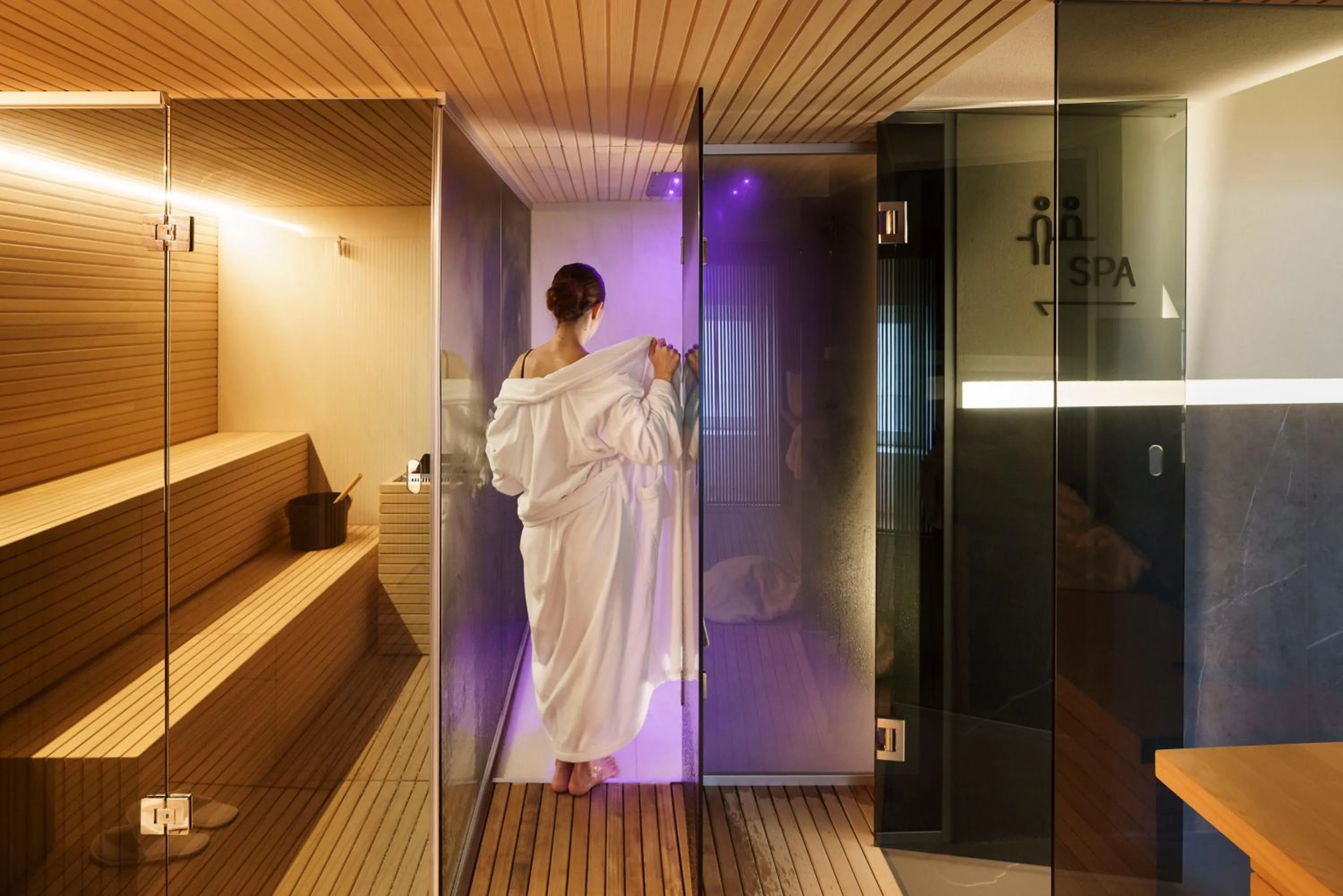 Sauna in Meo Design Suites & Spa