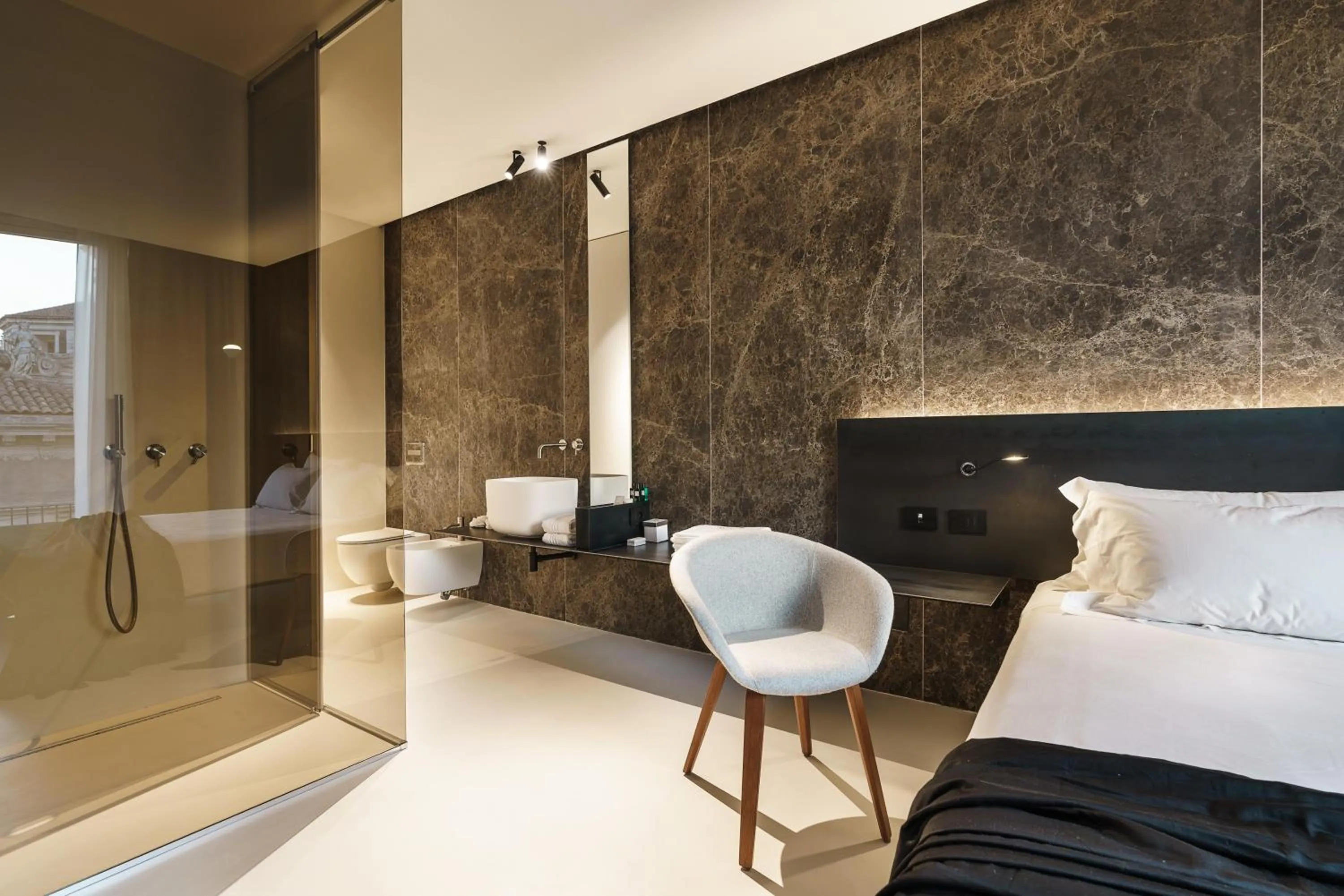 Property building, Bed in Meo Design Suites & Spa