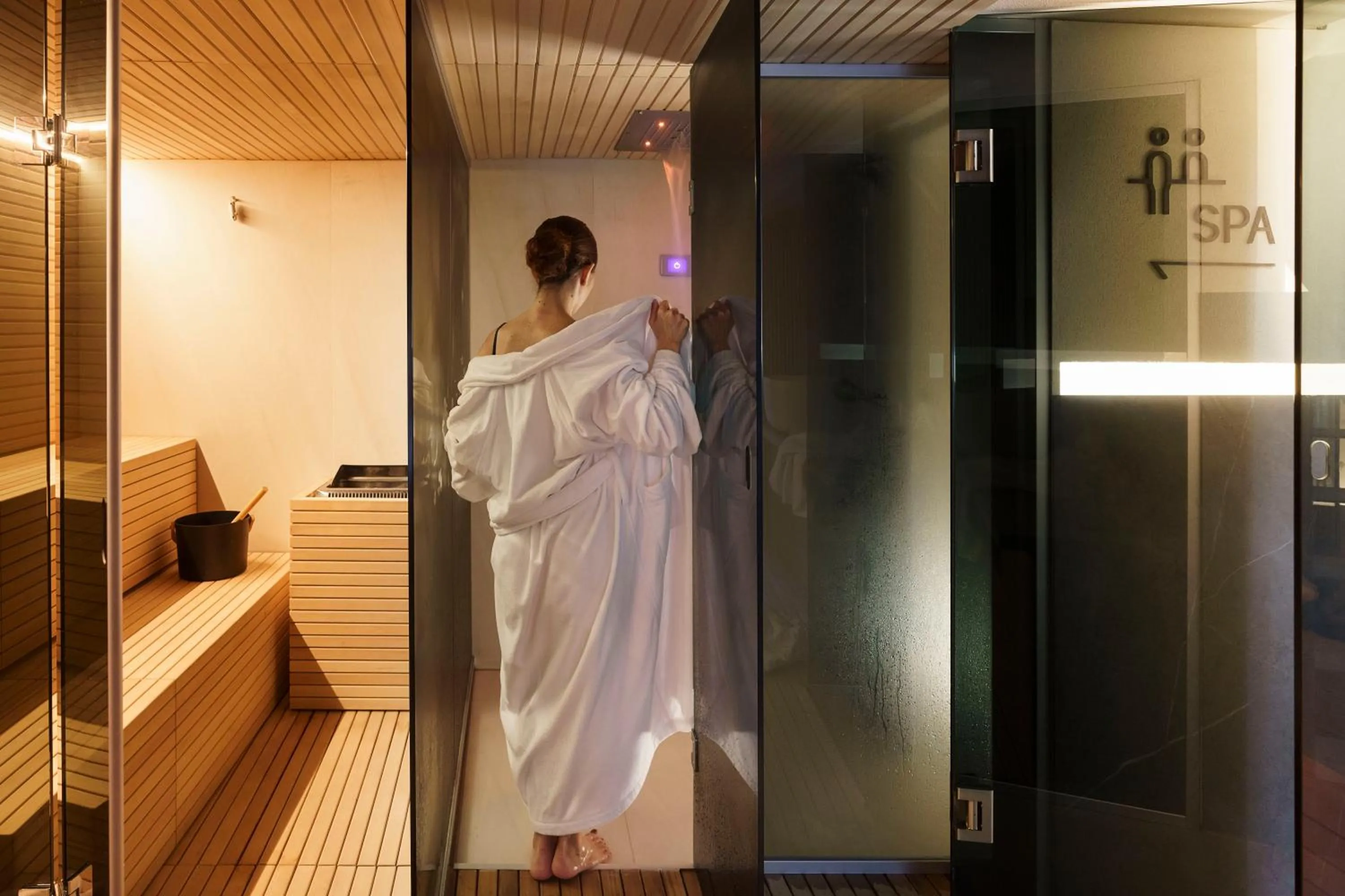 Sauna in Meo Design Suites & Spa