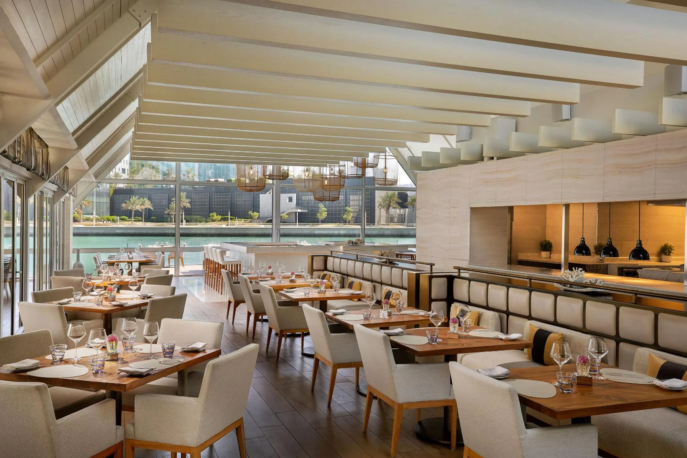Restaurant/places to eat in Beach Rotana - Abu Dhabi
