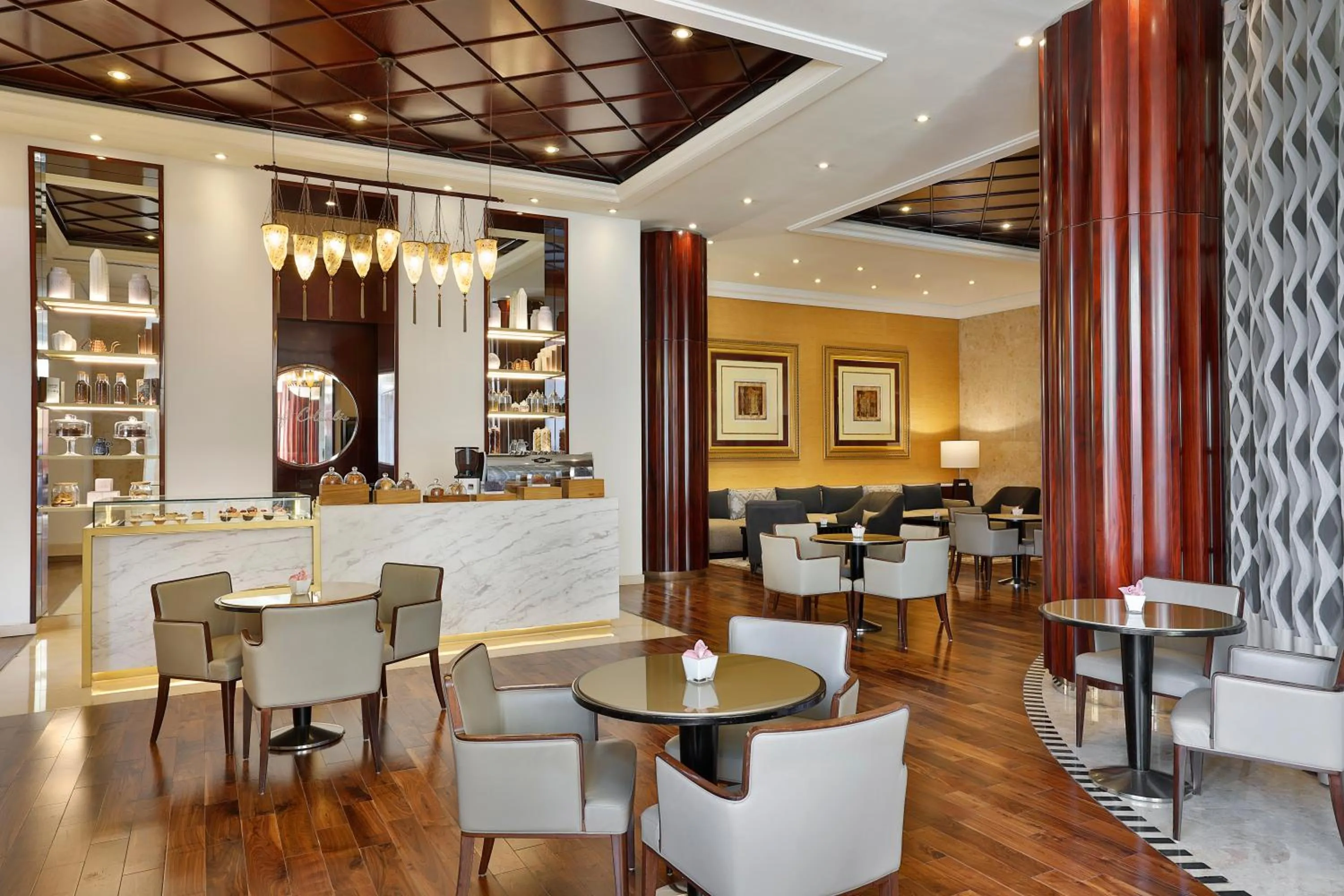 Restaurant/places to eat in Beach Rotana - Abu Dhabi