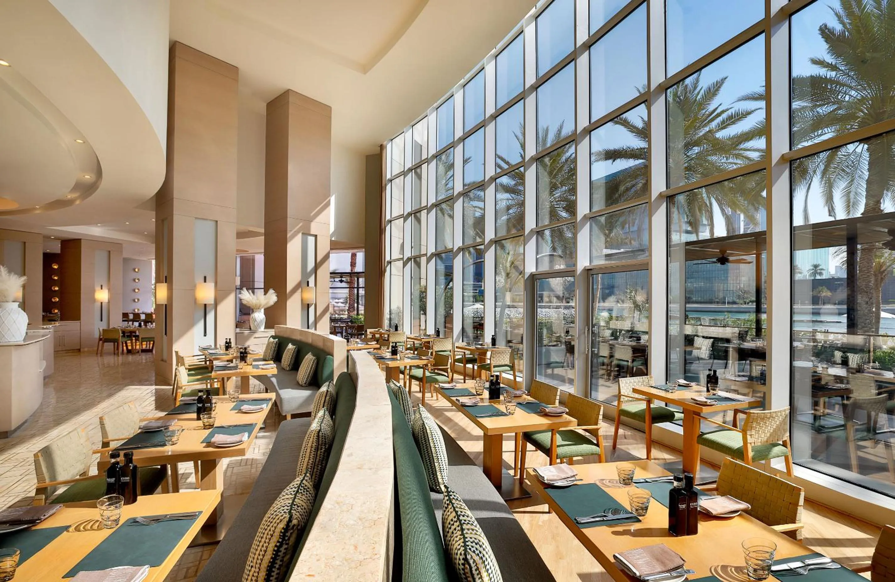 Restaurant/places to eat in Beach Rotana - Abu Dhabi