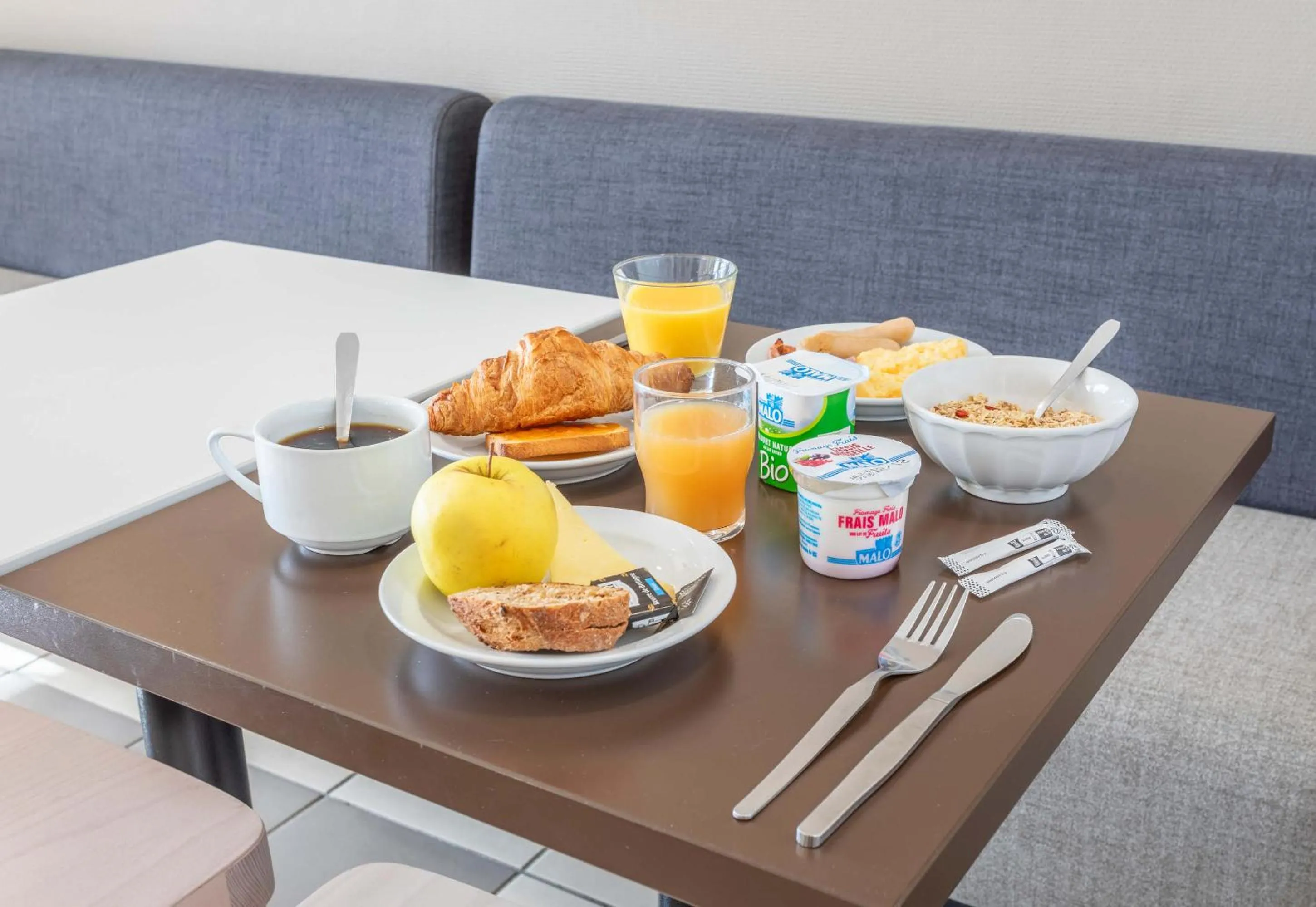 Breakfast in B&B HOTEL Martigues Port-de-Bouc