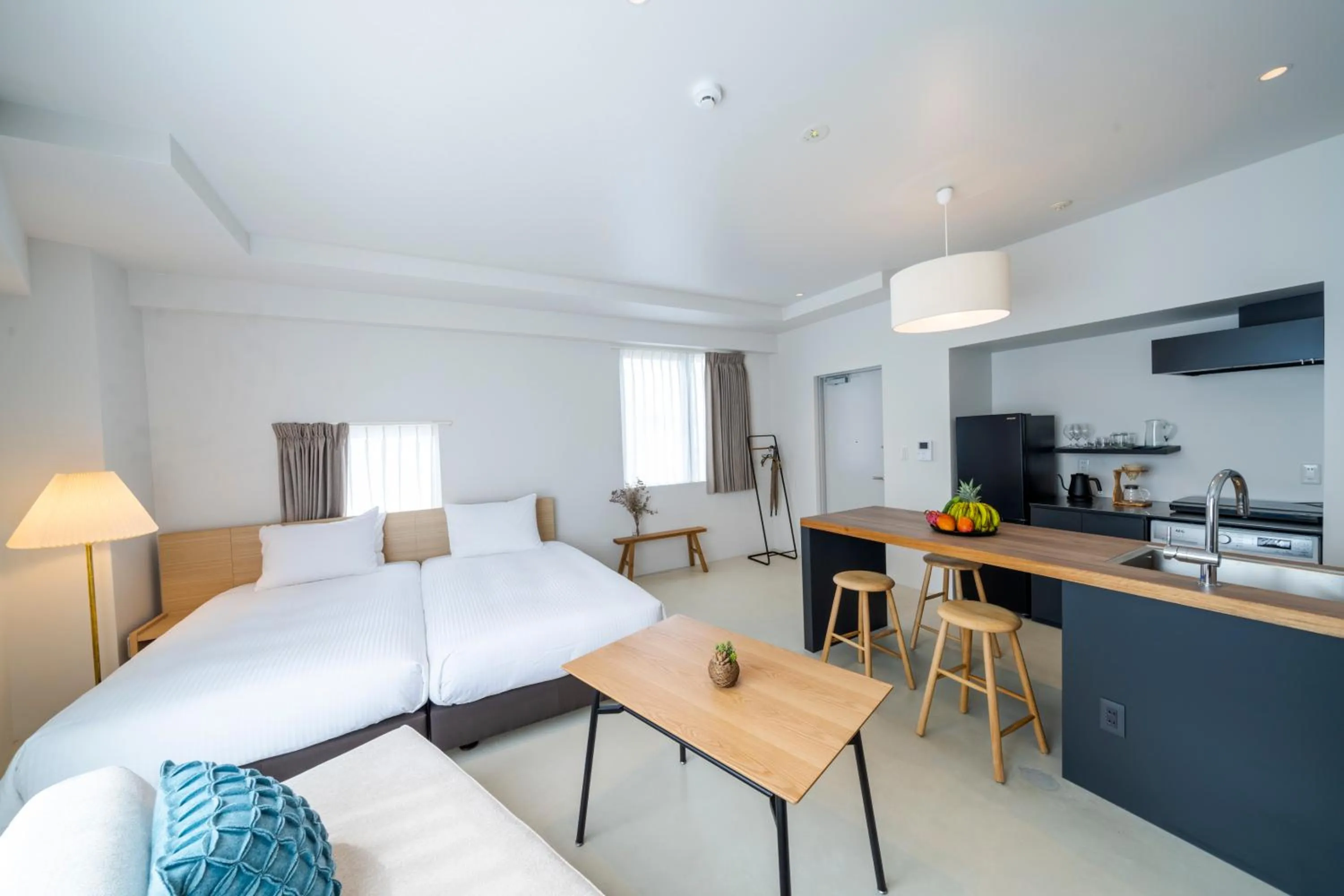 Bed in HOTEL PETIT SUITE SOGENJI ISHIMON