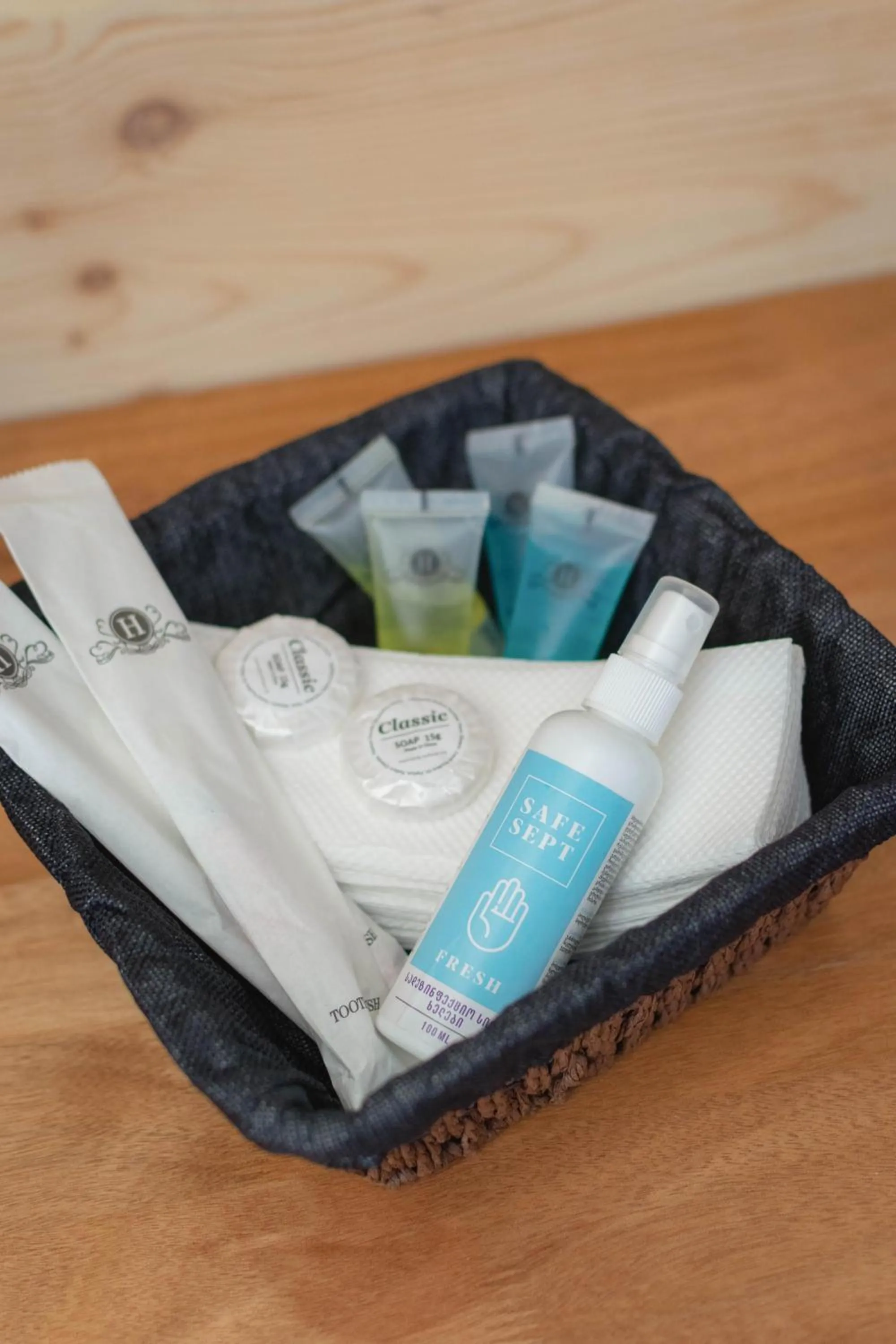 Toilet in Jewelberry Glamping Hotel Tbilisi