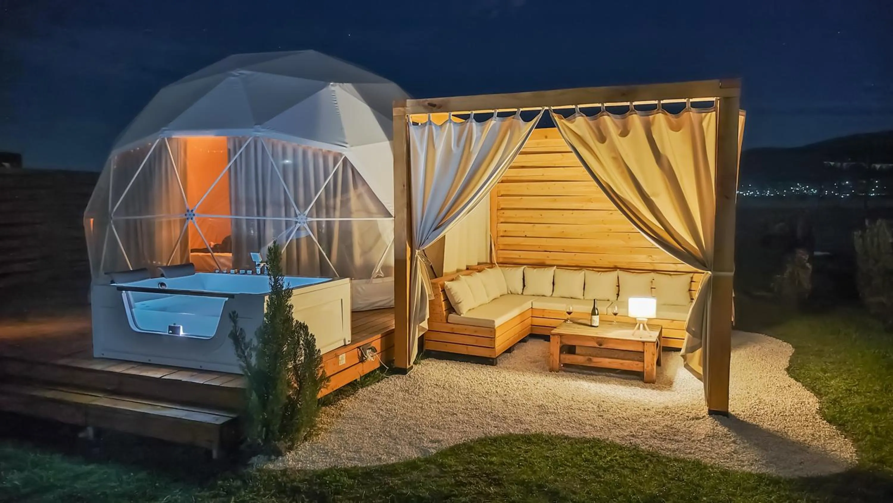 Patio in Jewelberry Glamping Hotel Tbilisi
