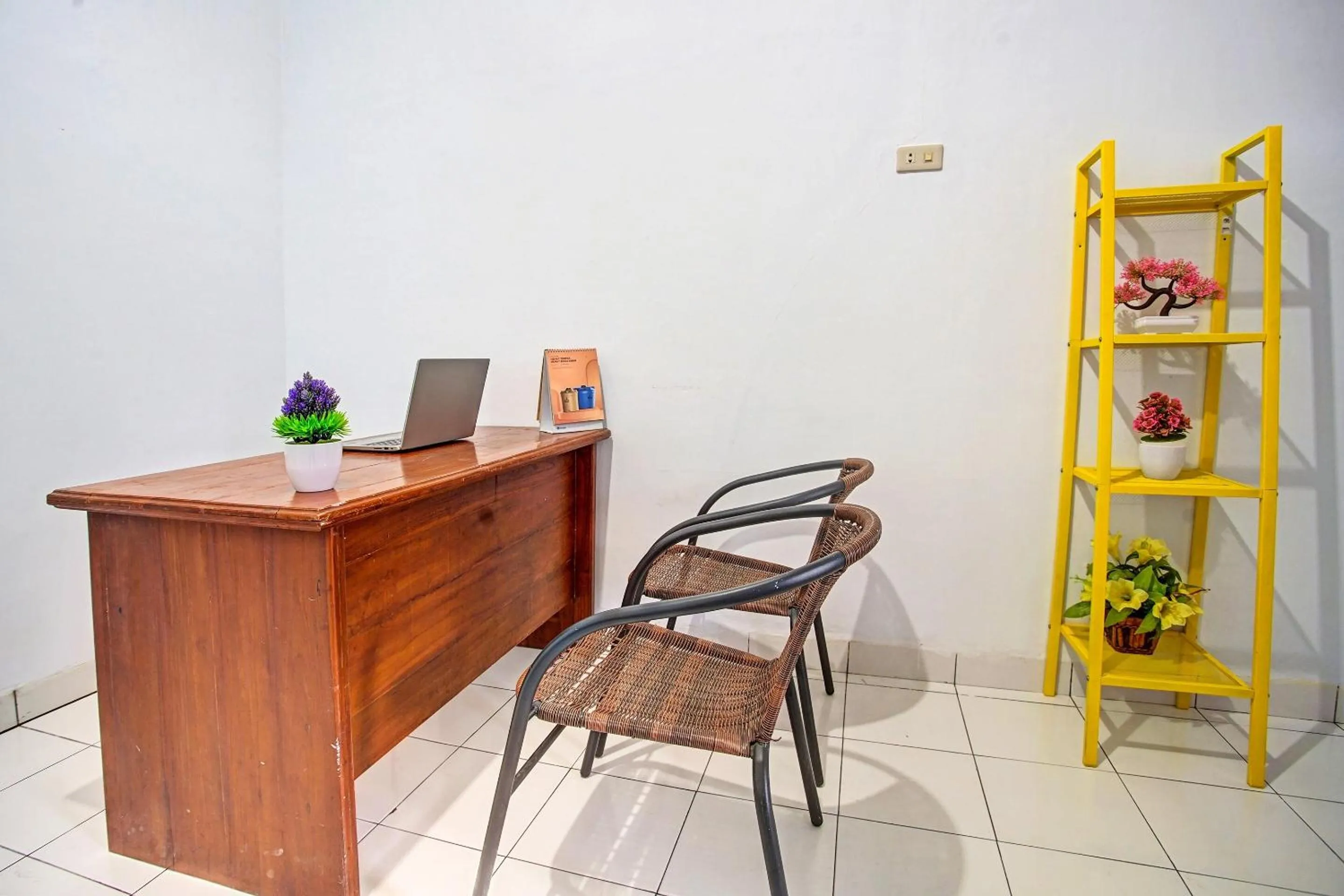 Lobby or reception in OYO 3994 Wisma Amalia