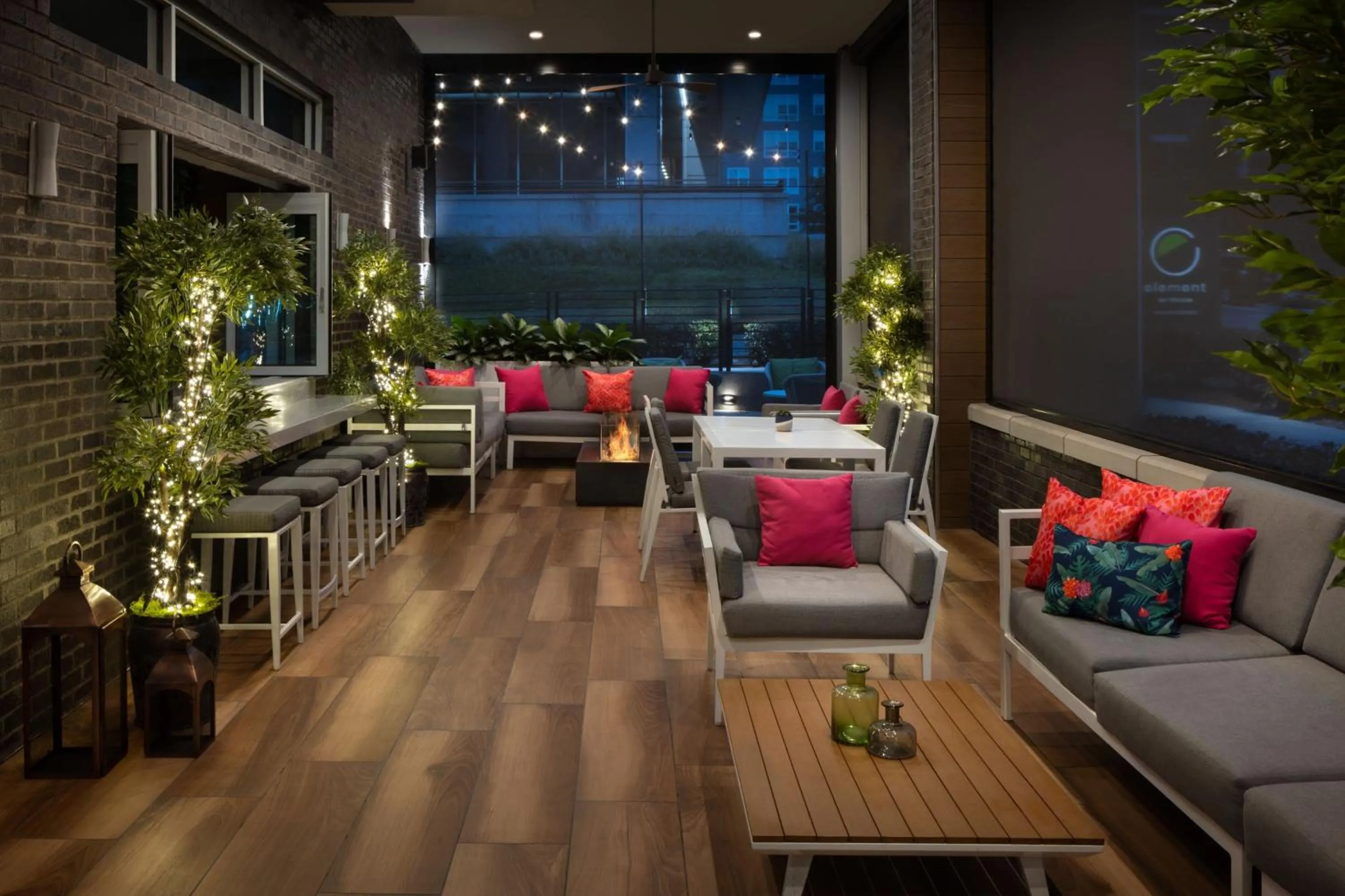 Lounge or bar in Element Atlanta Buckhead