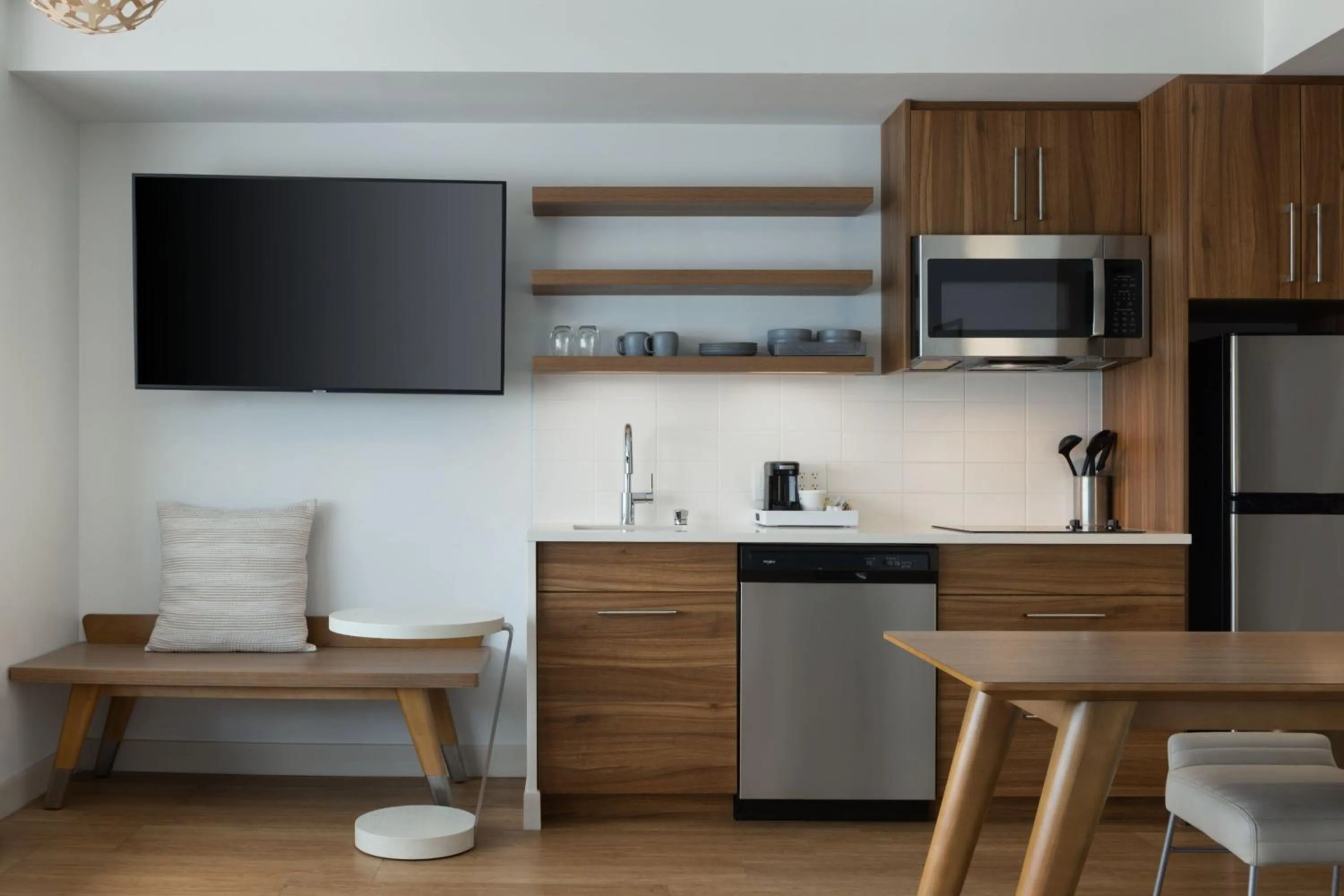 Kitchen or kitchenette in Element Atlanta Buckhead